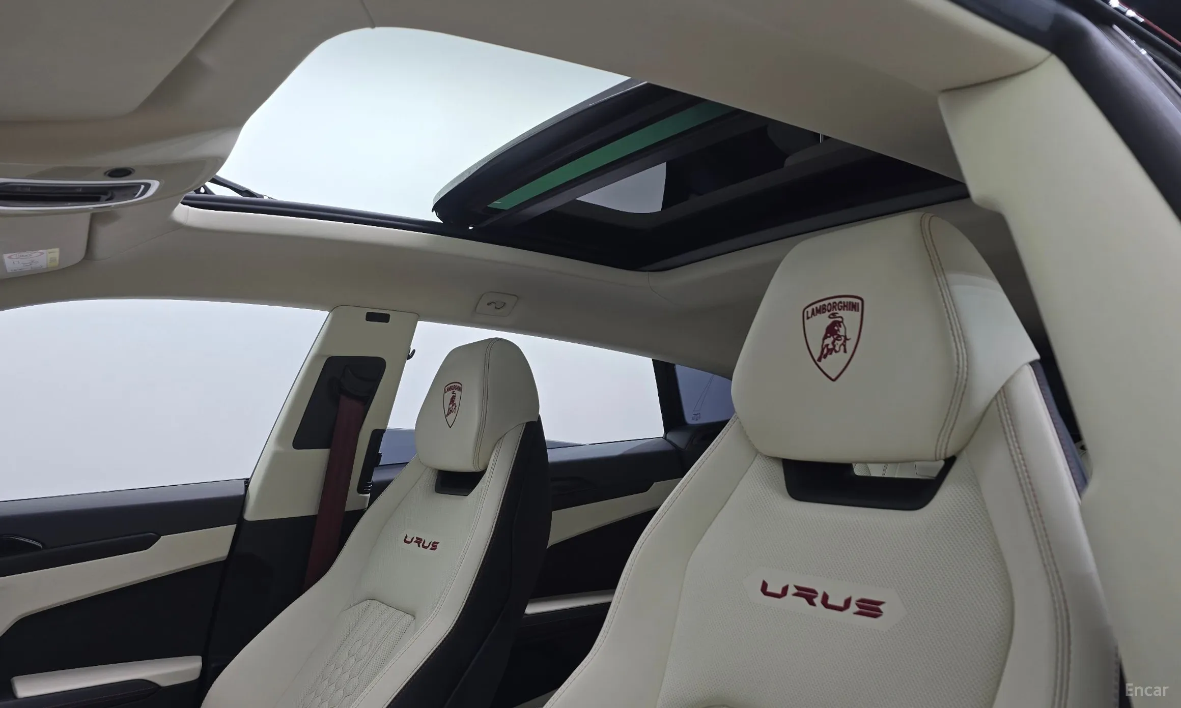 Lamborghini Urus превью 17