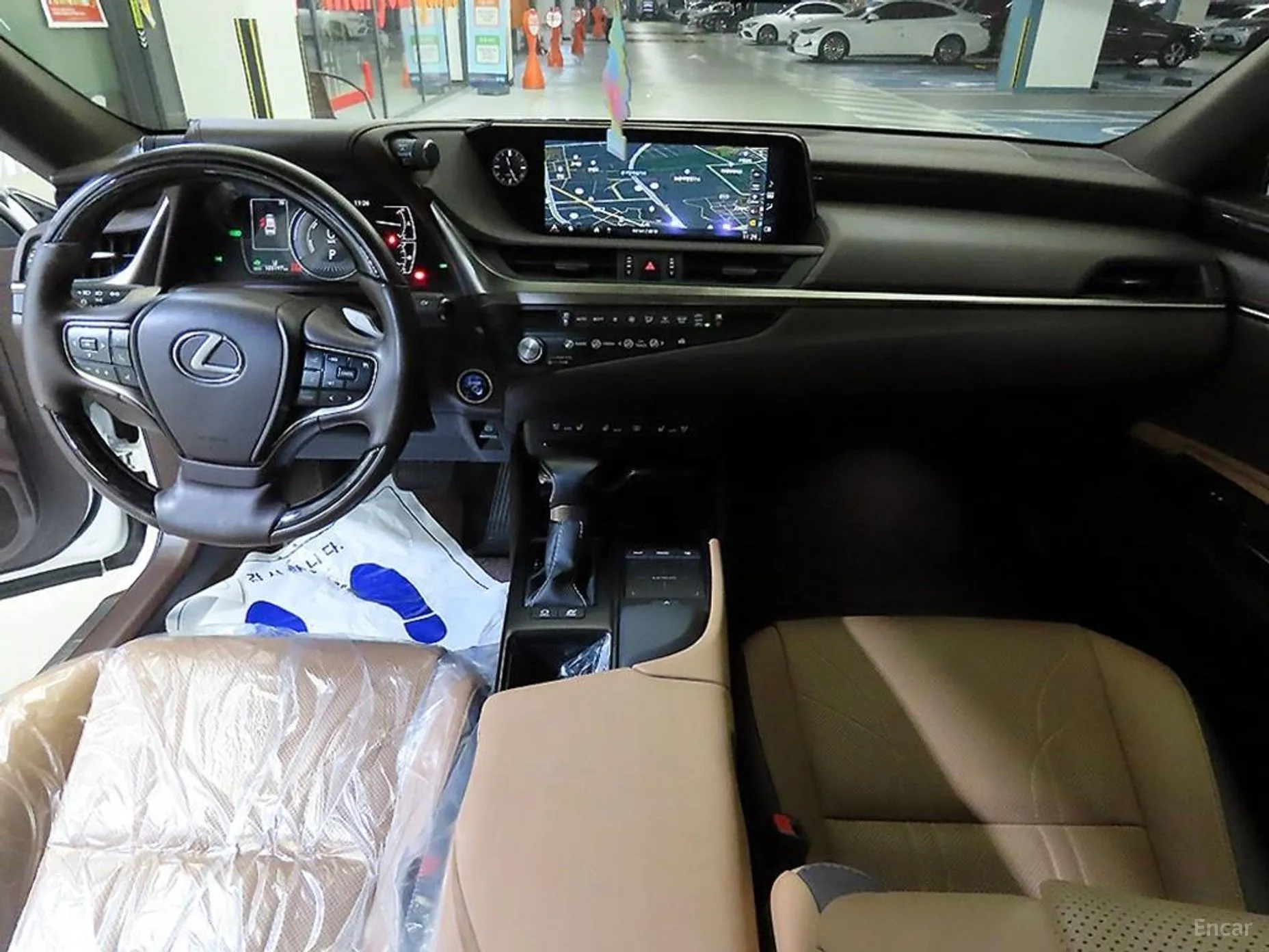 Lexus ES300h 7th Generation превью 10