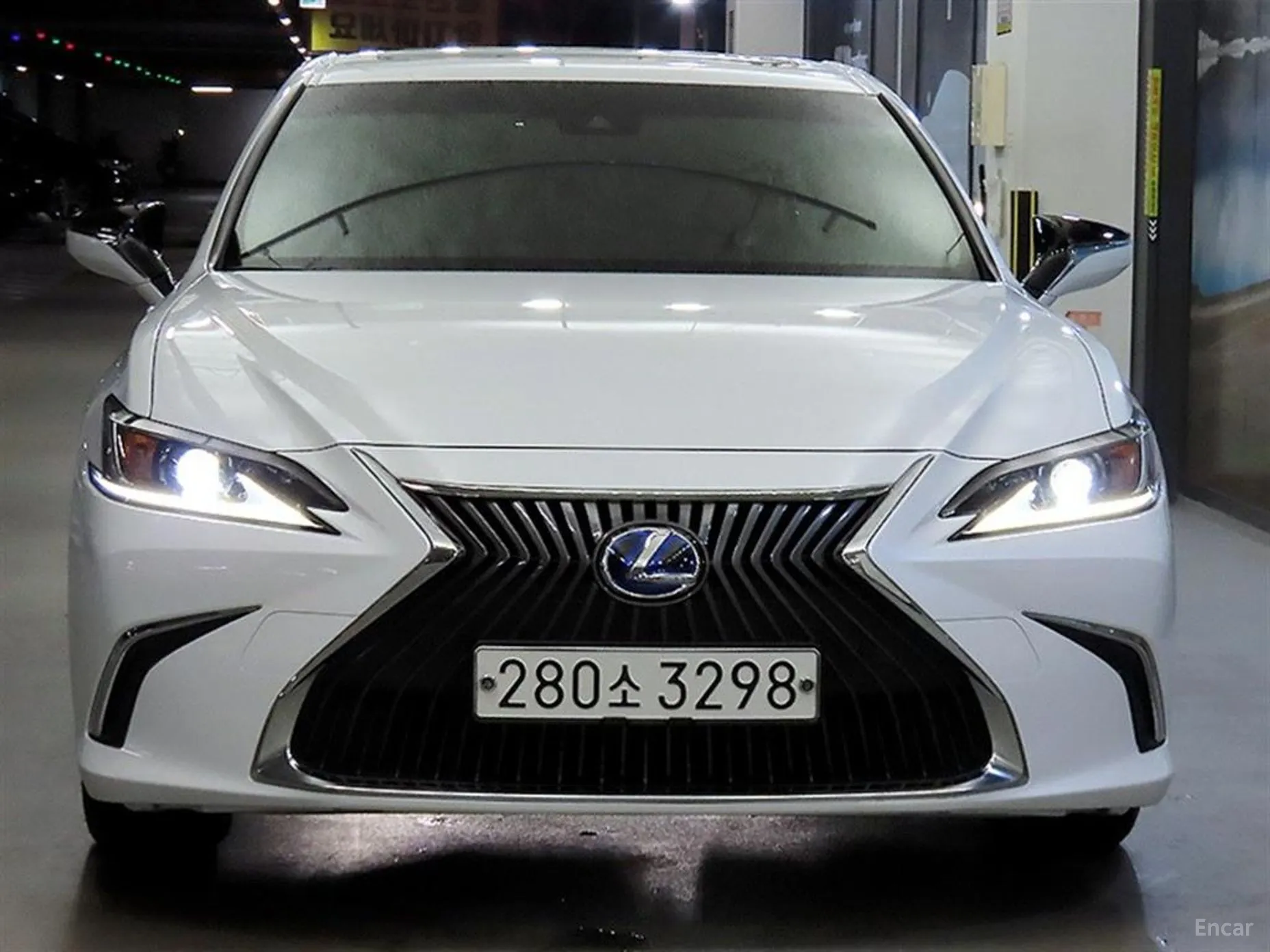 Lexus ES300h 7th Generation