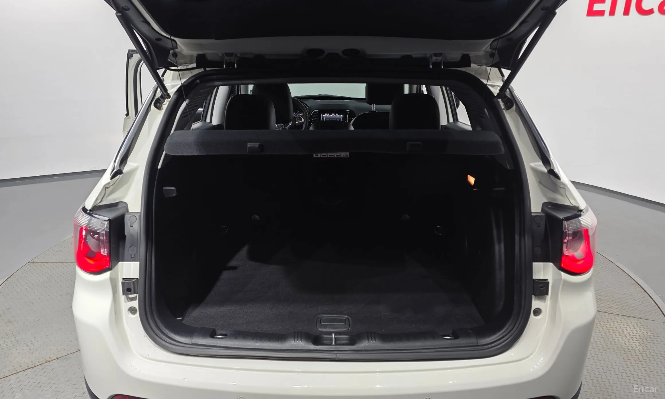 Jeep Compass 2nd Generation превью 20