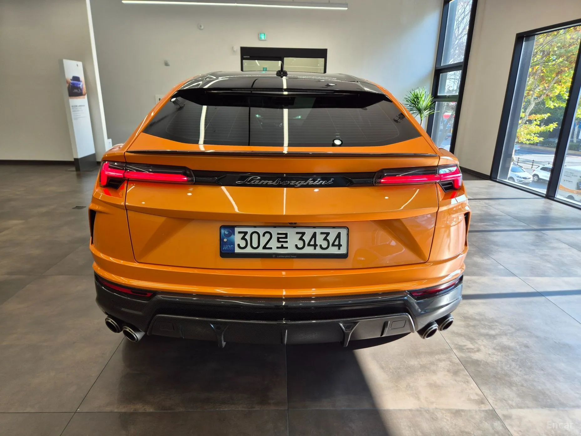 Lamborghini Urus превью 4