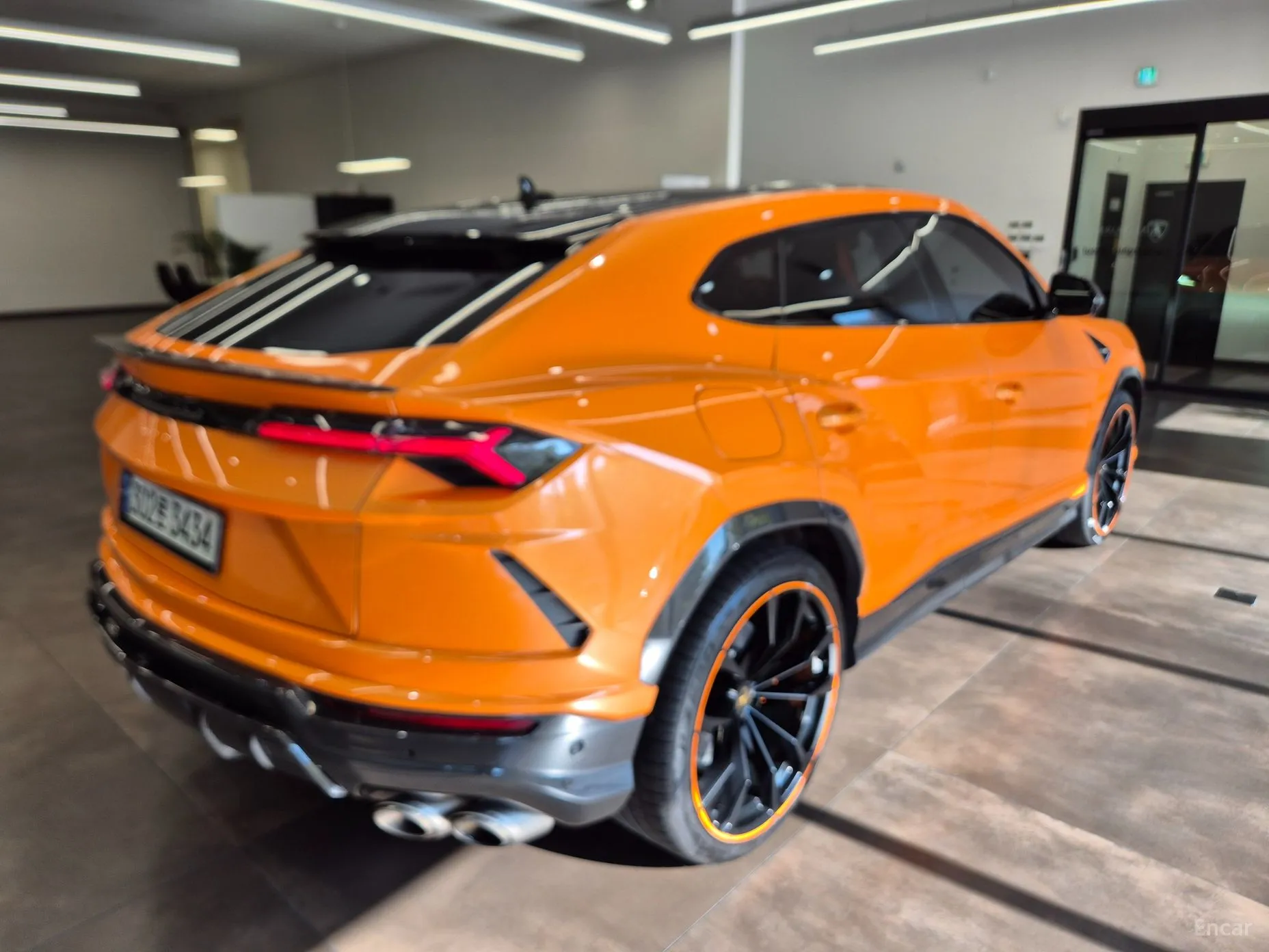 Lamborghini Urus превью 7