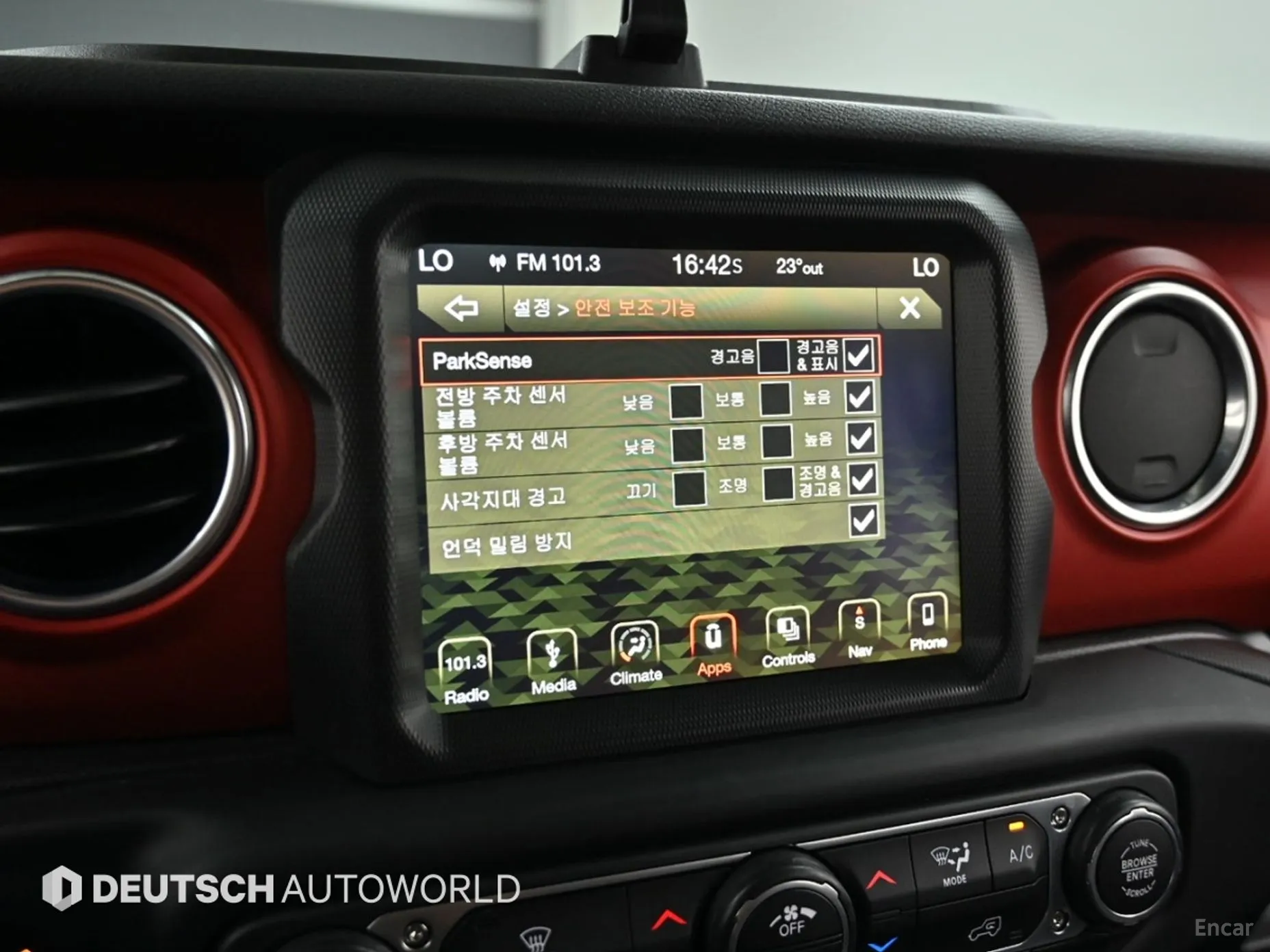 Jeep Wrangler (JL) превью 17