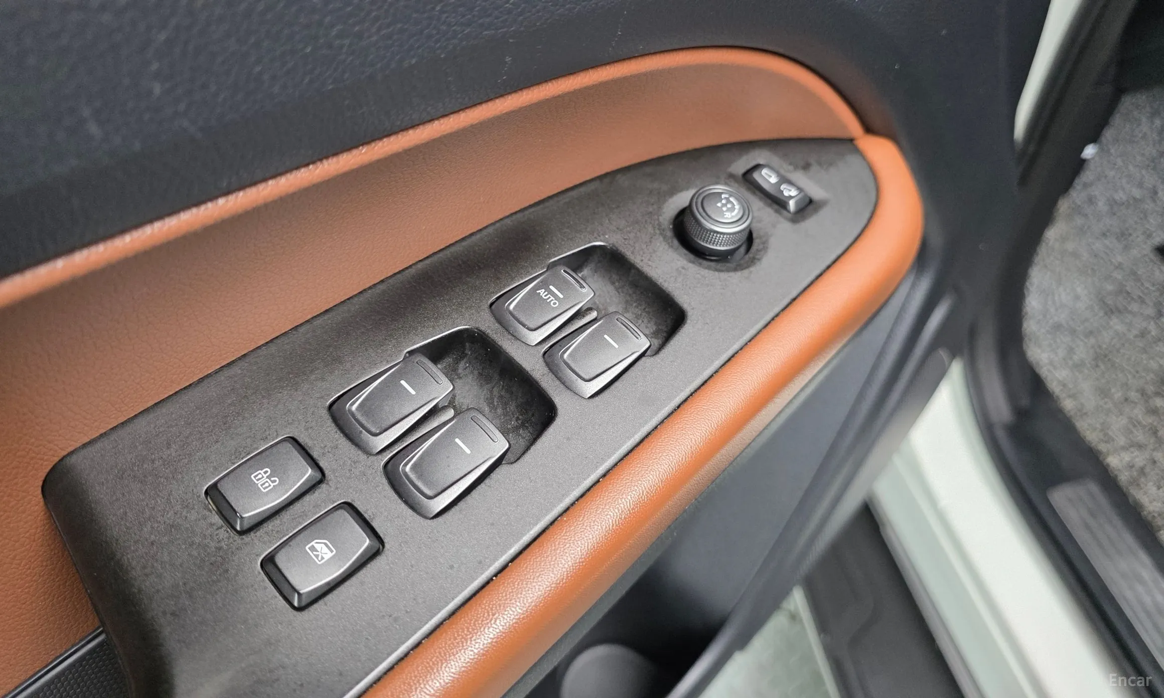 KG Mobility (SsangYong) Rexton Sports Khan превью 12