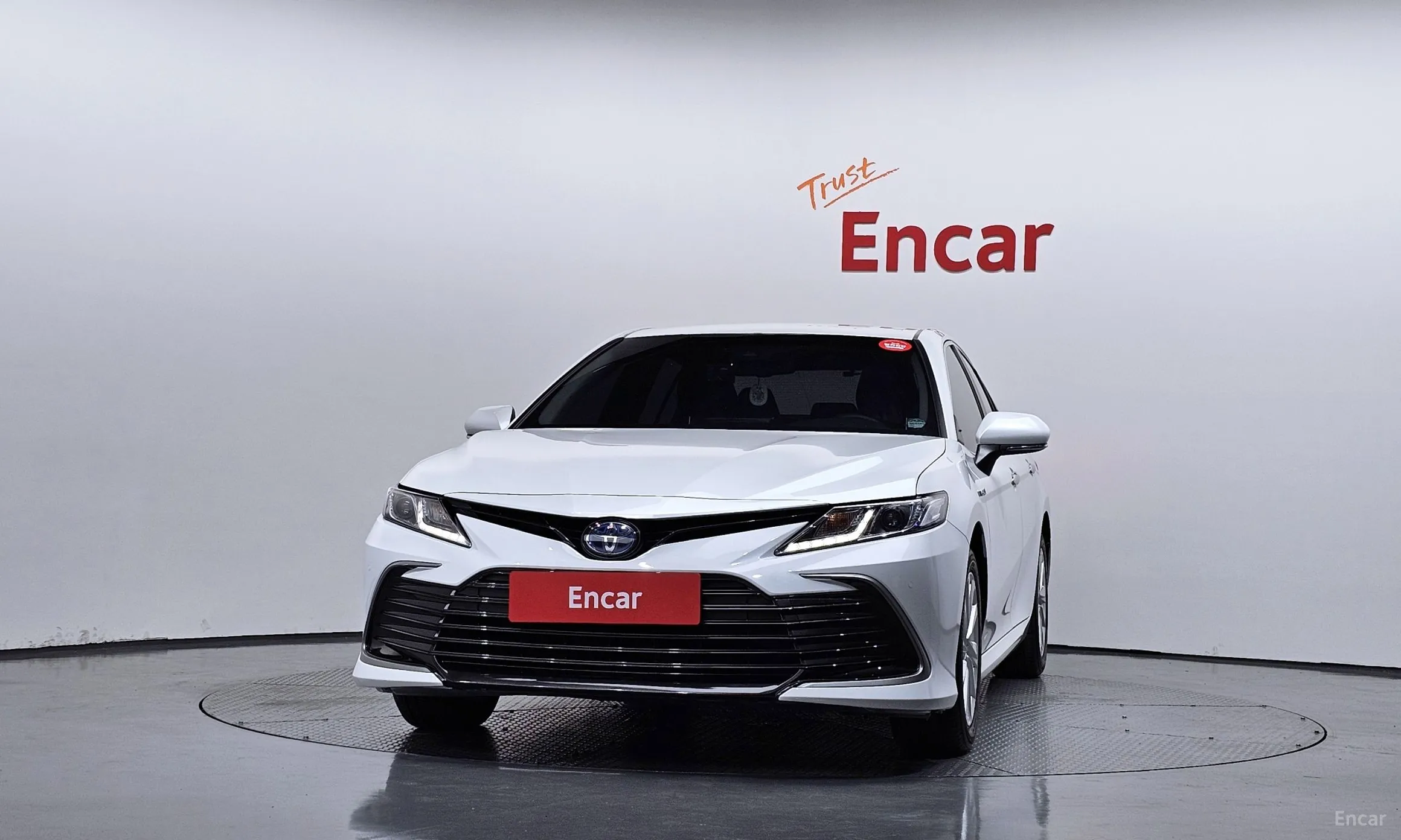 Toyota Camry (XV70) превью 3