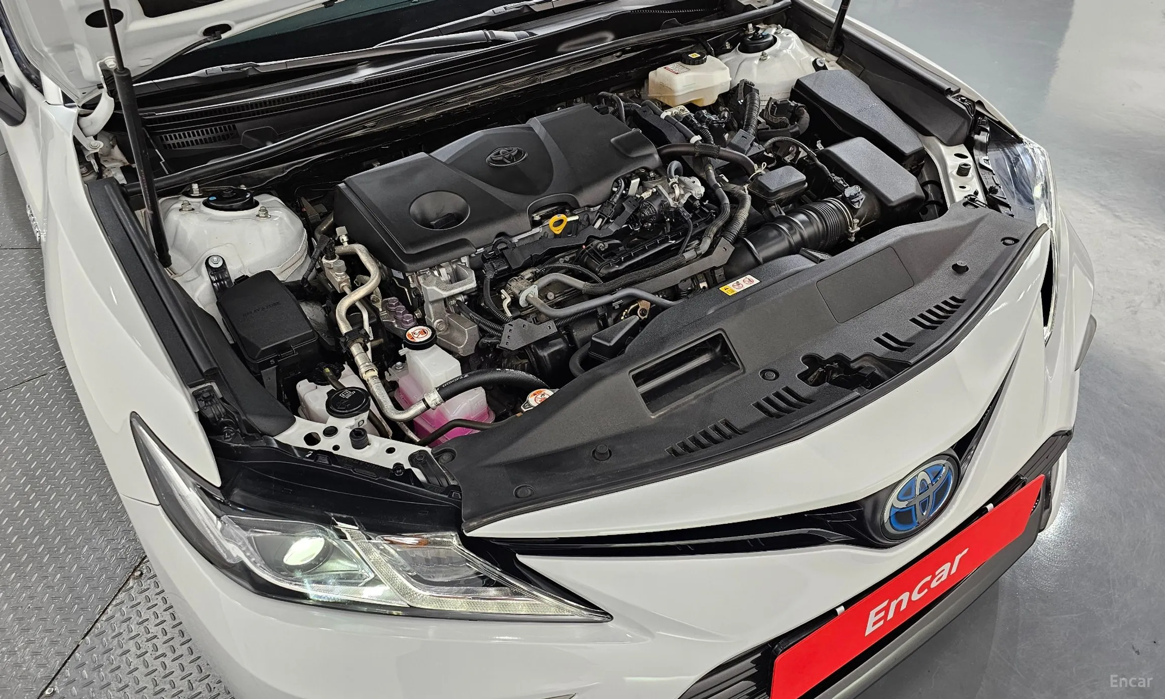 Toyota Camry (XV70) превью 6
