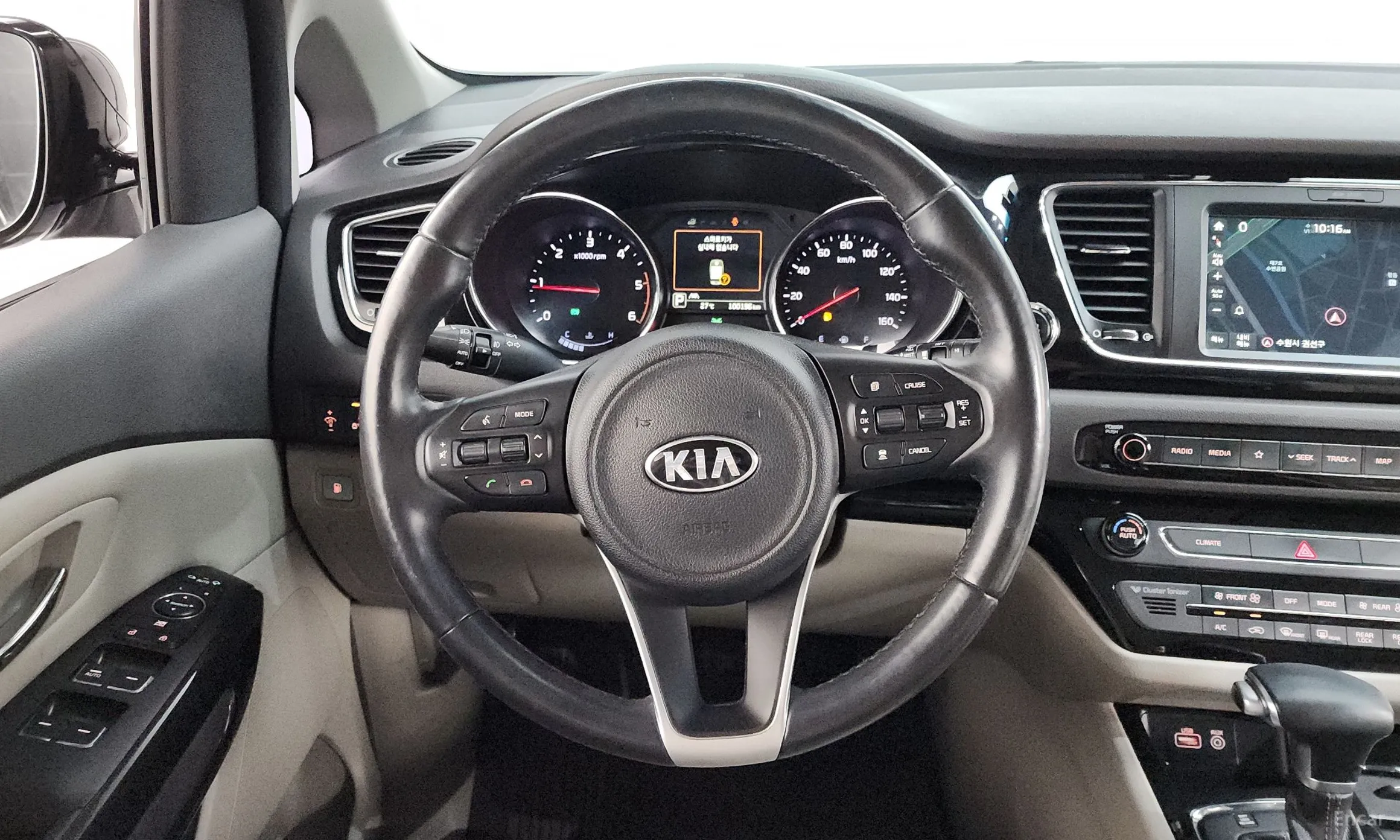 Kia Carnival превью 13