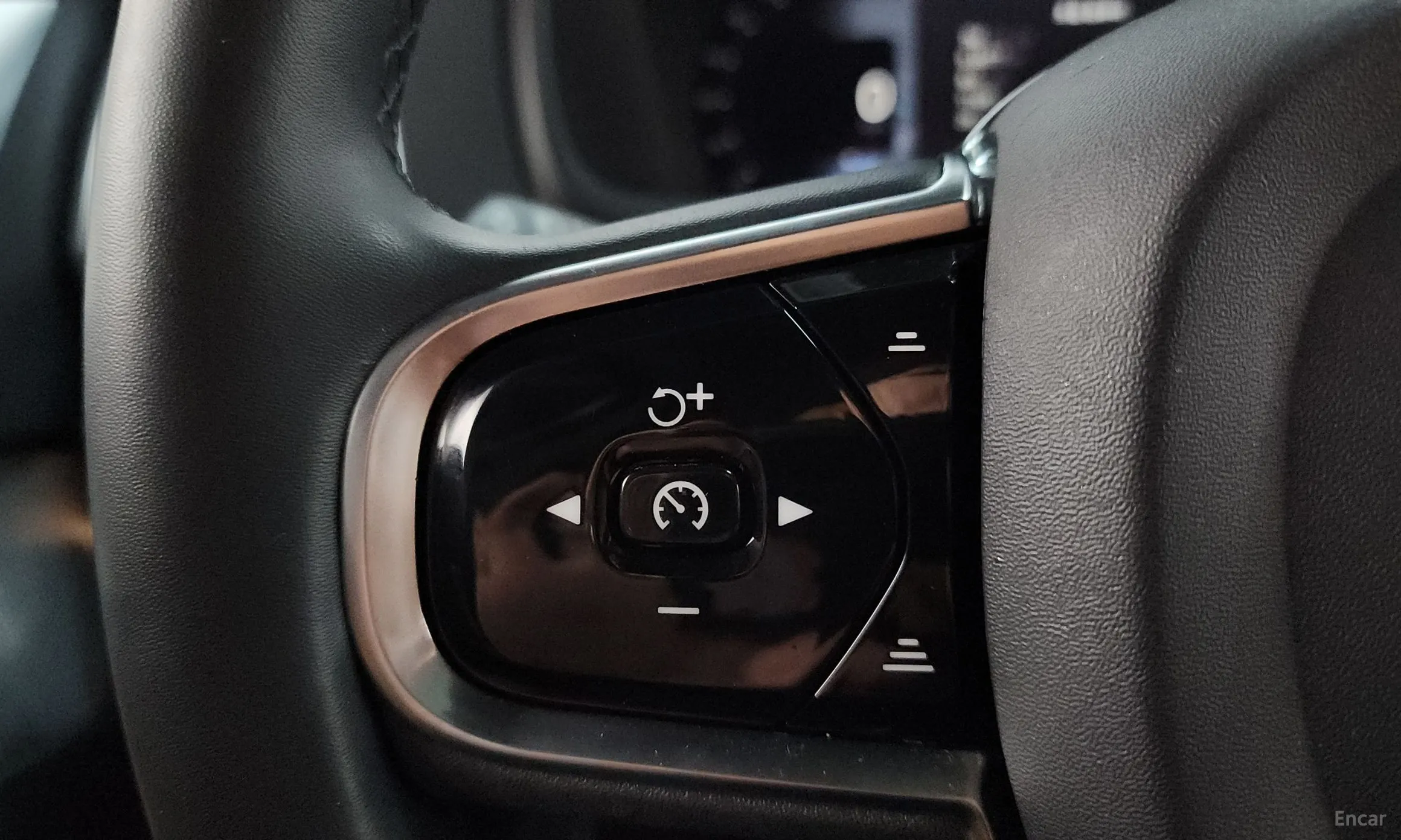 Volvo XC90 Gen 2 превью 15