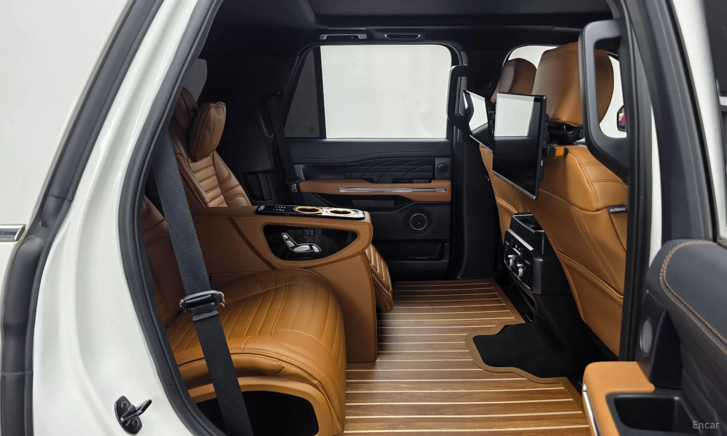 Ford Expedition превью 12