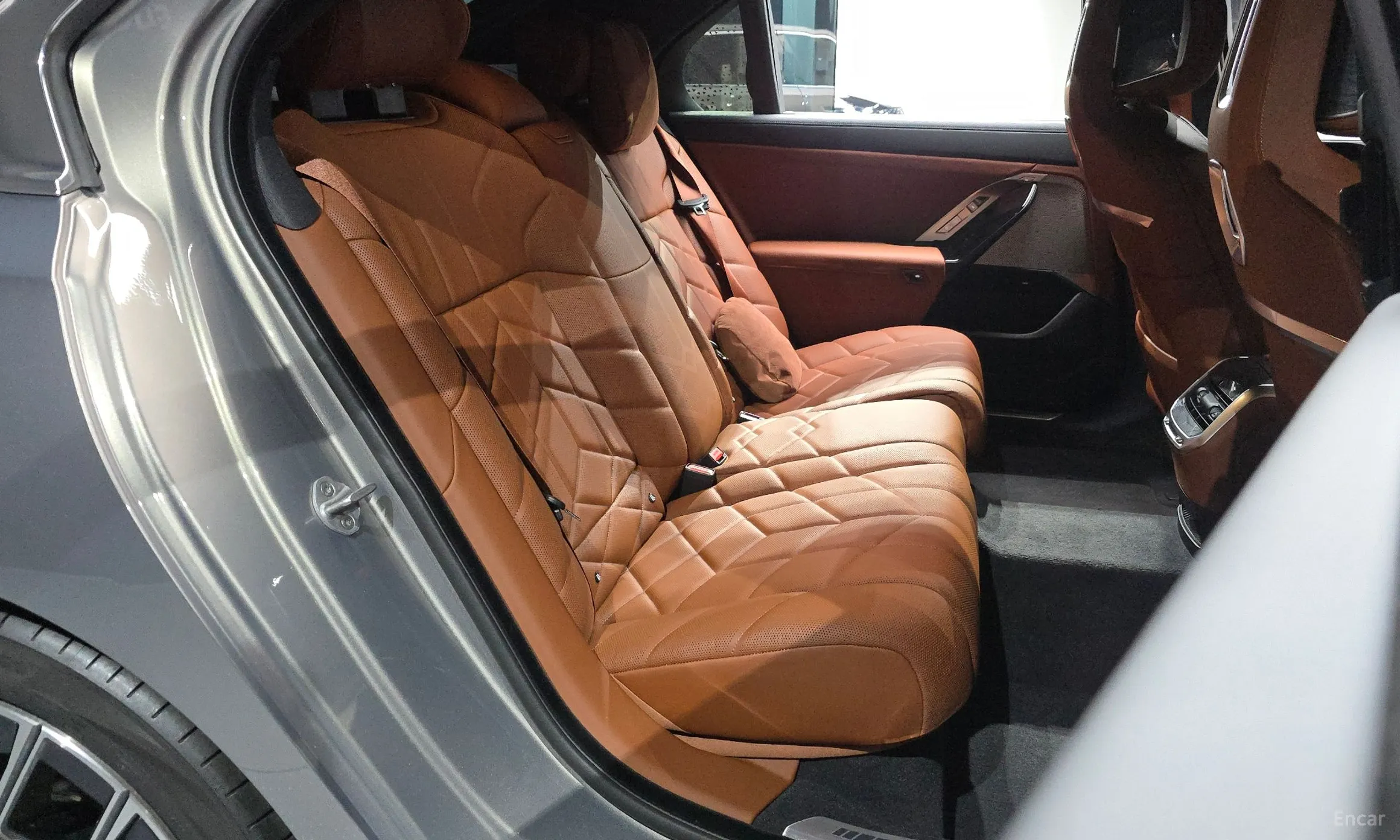 BMW 7 Series (G70) превью 12