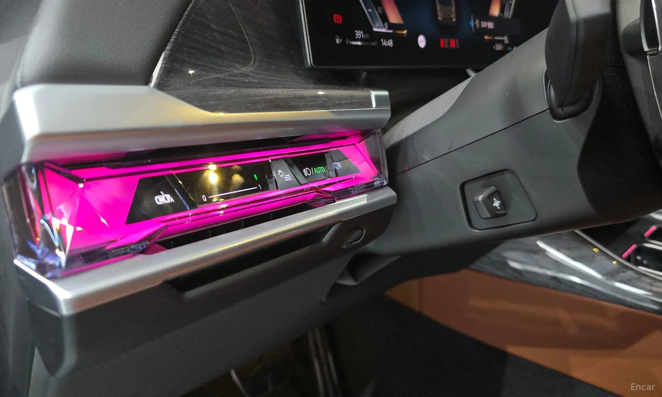 BMW 7 Series (G70) превью 18