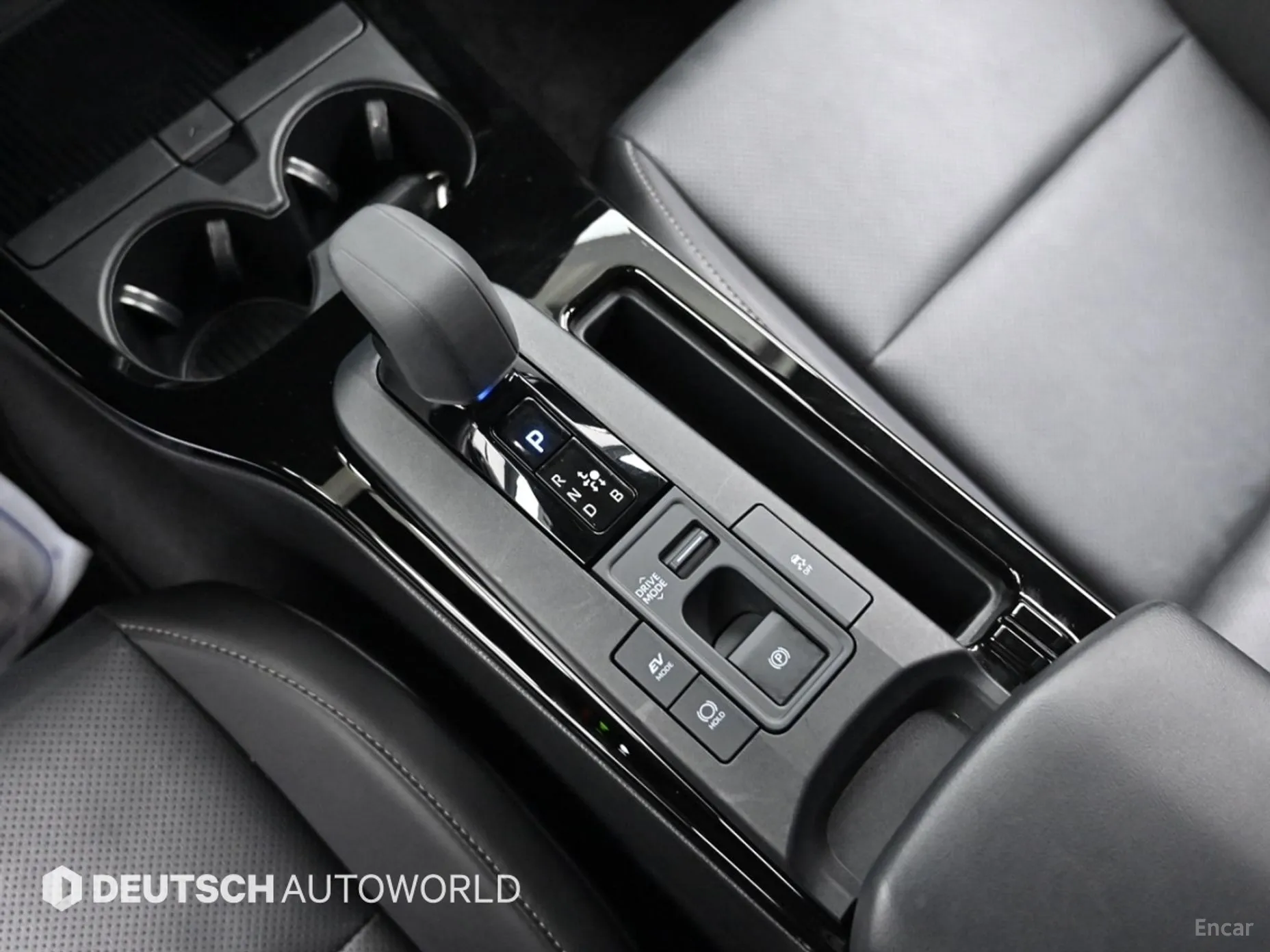 Toyota Prius 5th Generation превью 9
