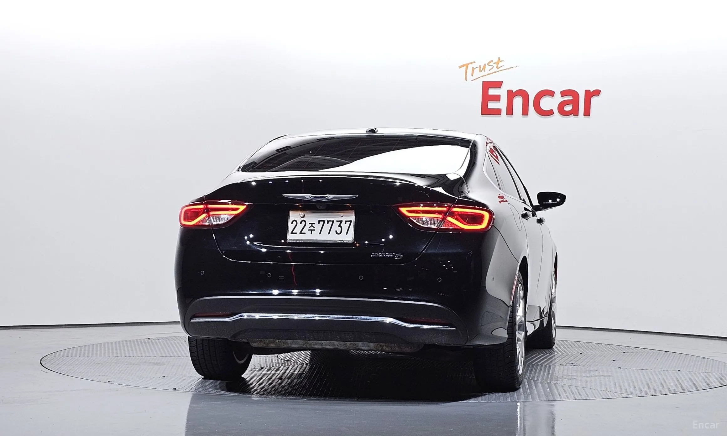 Chrysler 200 Second generation превью 4
