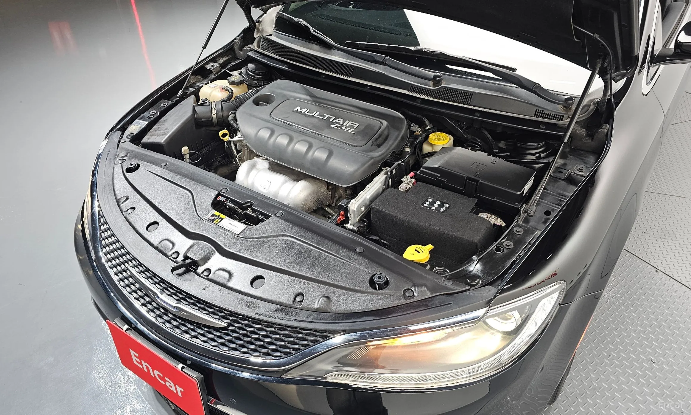 Chrysler 200 Second generation превью 6