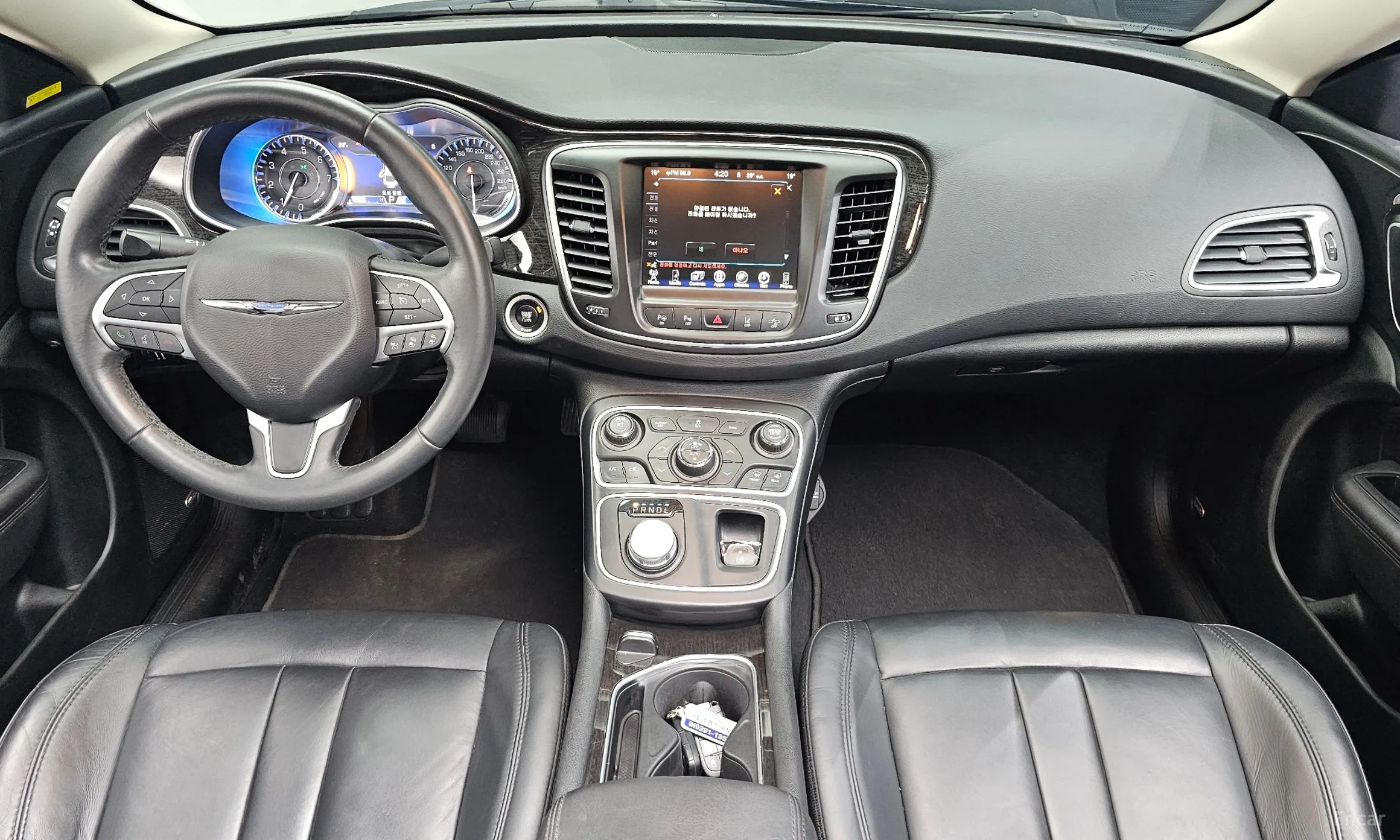 Chrysler 200 Second generation превью 7