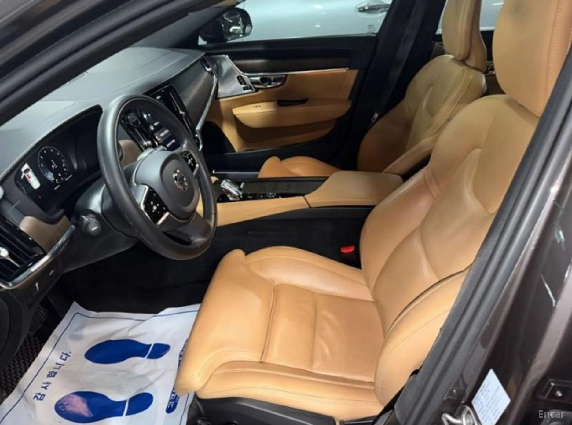 Volvo S90 превью 6