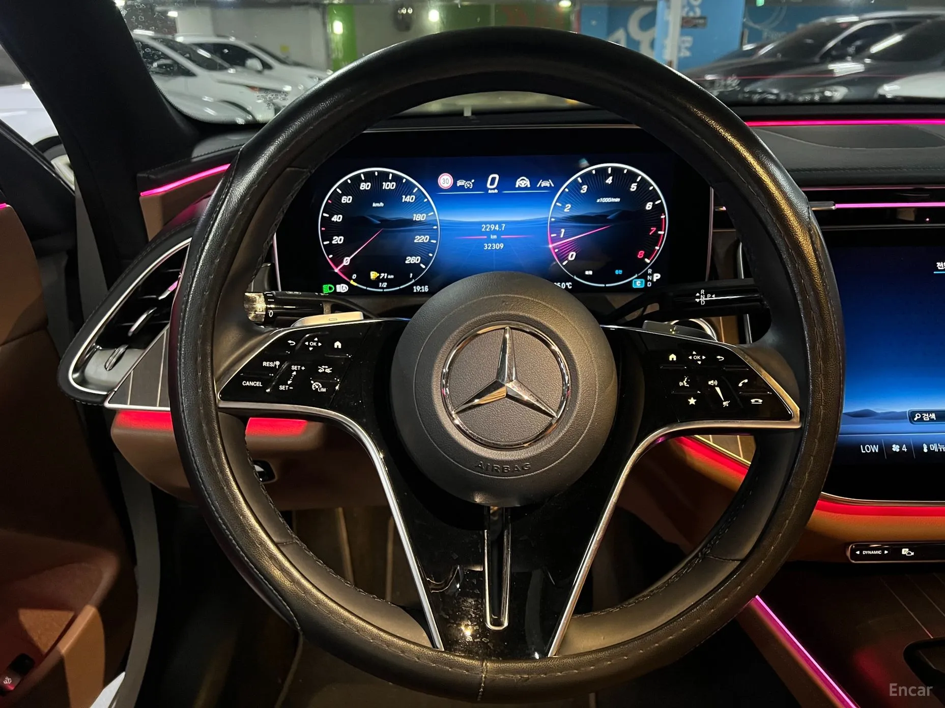 Mercedes Benz E-Class W214 превью 12