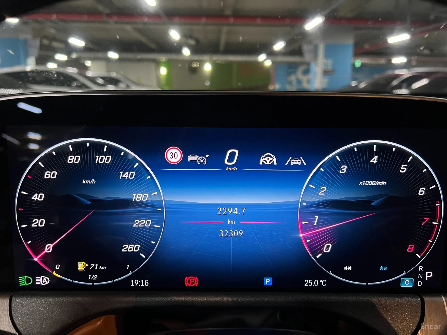 Mercedes Benz E-Class W214 превью 9