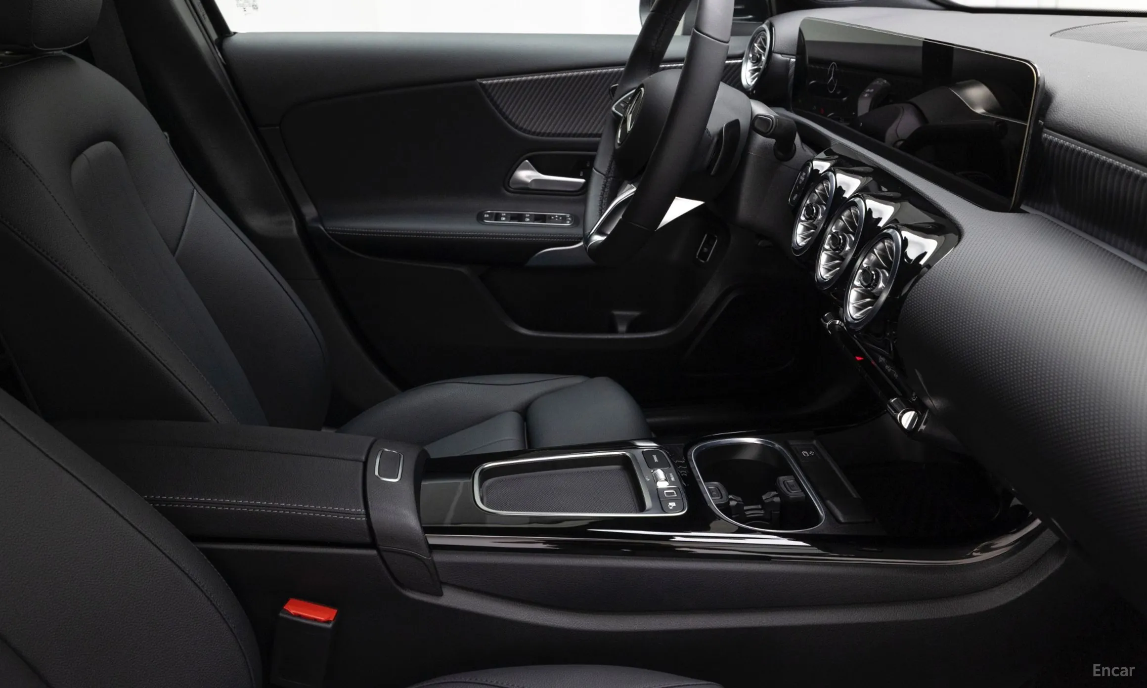 Mercedes Benz A-Class W177 превью 15