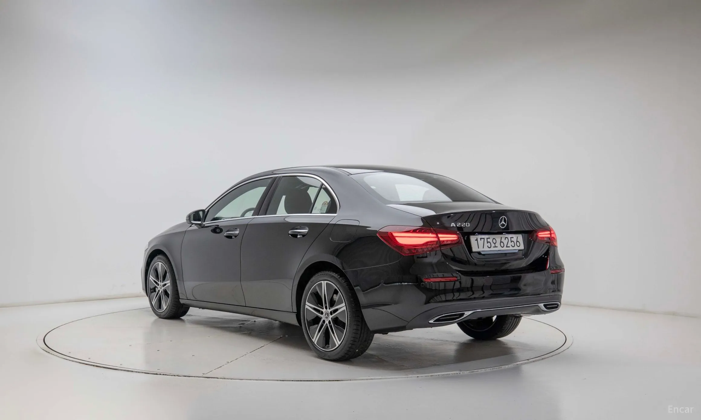 Mercedes Benz A-Class W177 превью 2