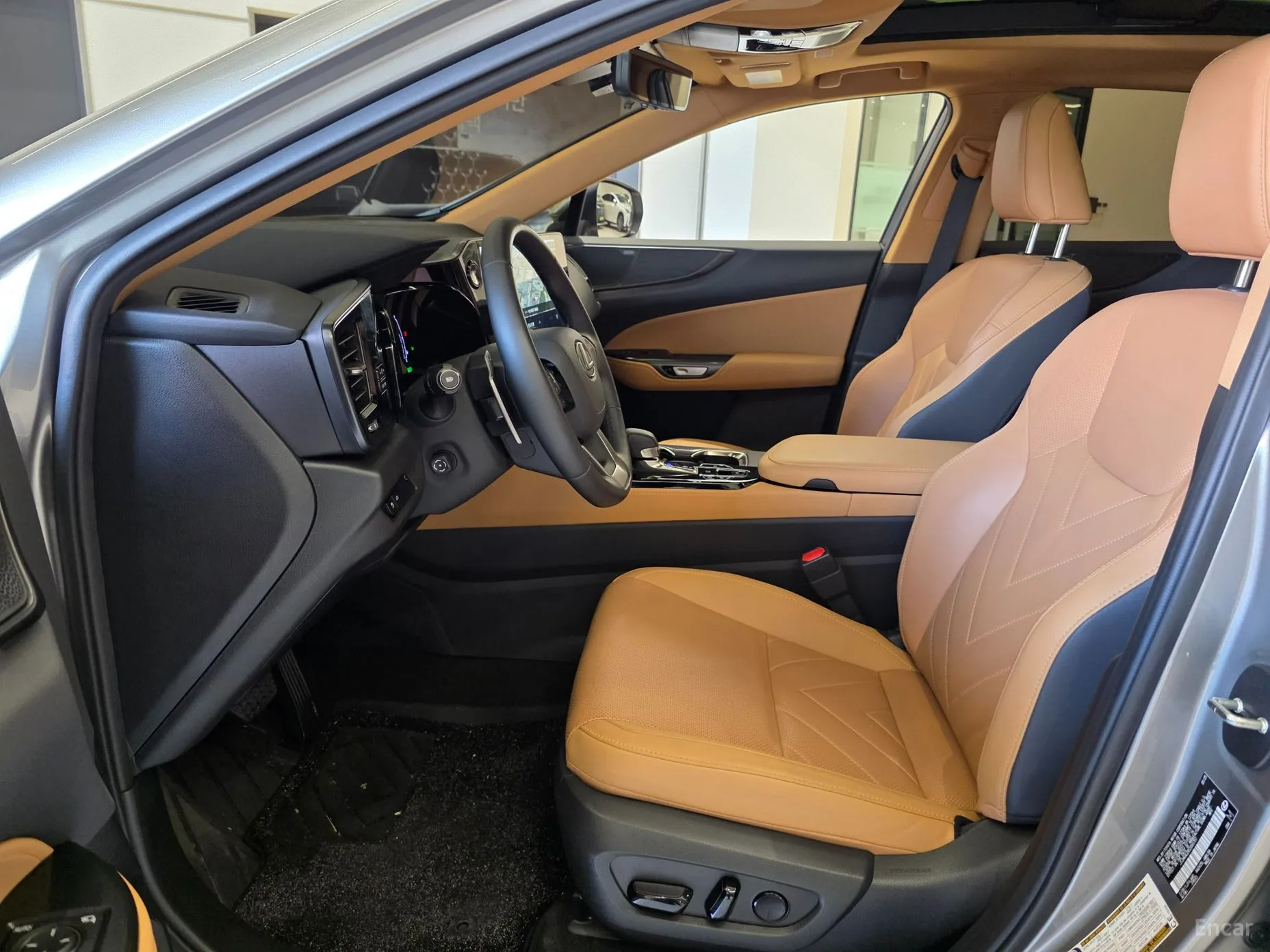 Lexus NX350h Gen 2 превью 10