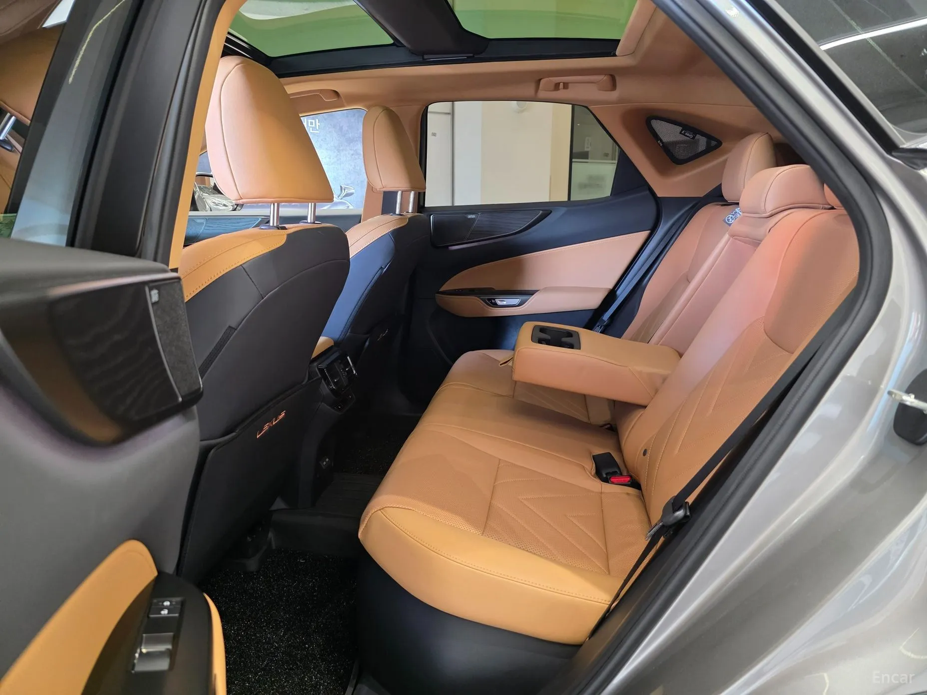 Lexus NX350h Gen 2 превью 11