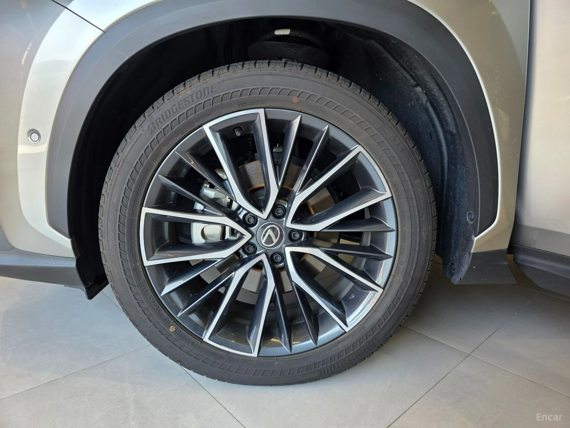 Lexus NX350h Gen 2 превью 5