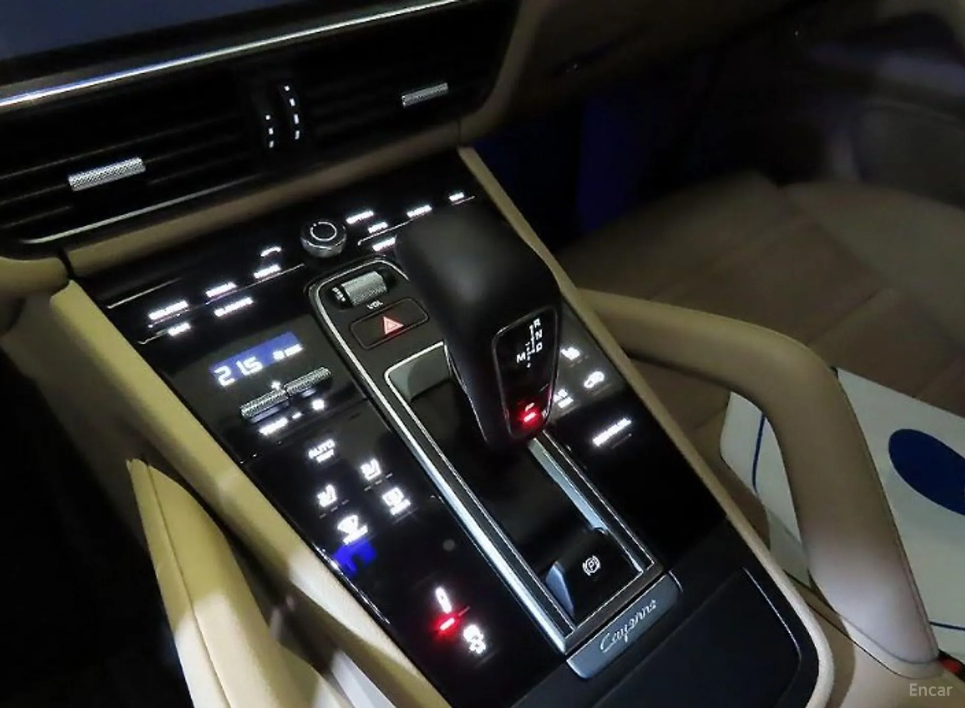 Porsche Cayenne (PO536) превью 12