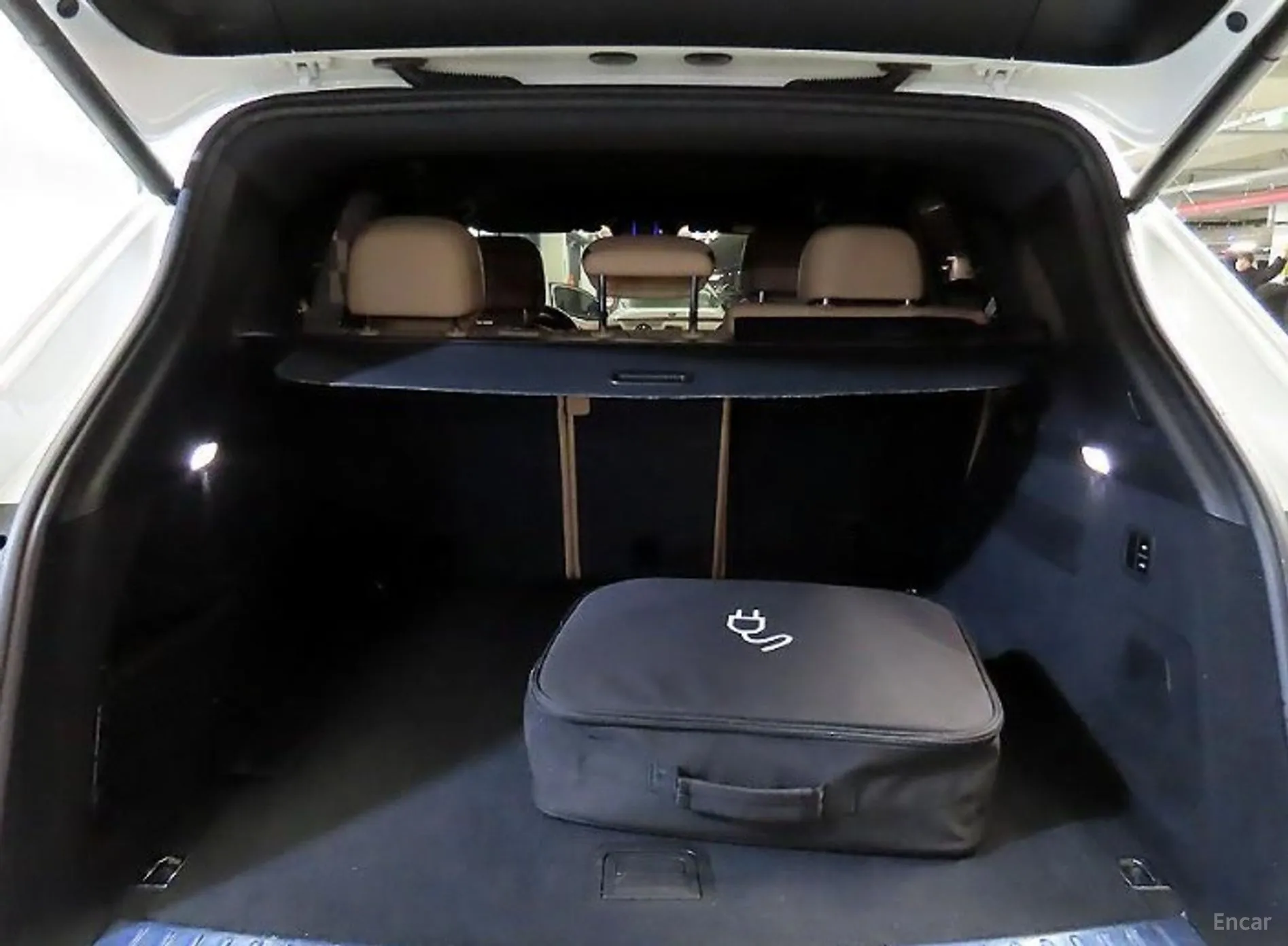 Porsche Cayenne (PO536) превью 17