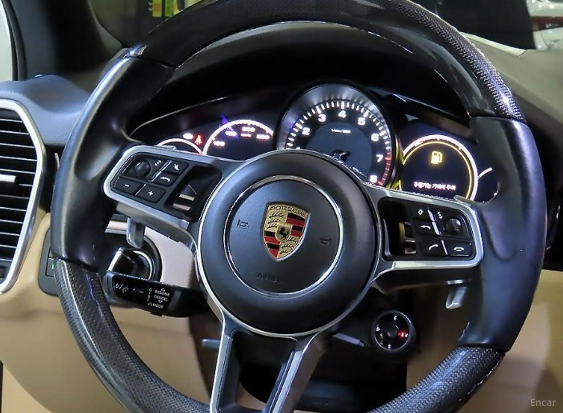 Porsche Cayenne (PO536) превью 8