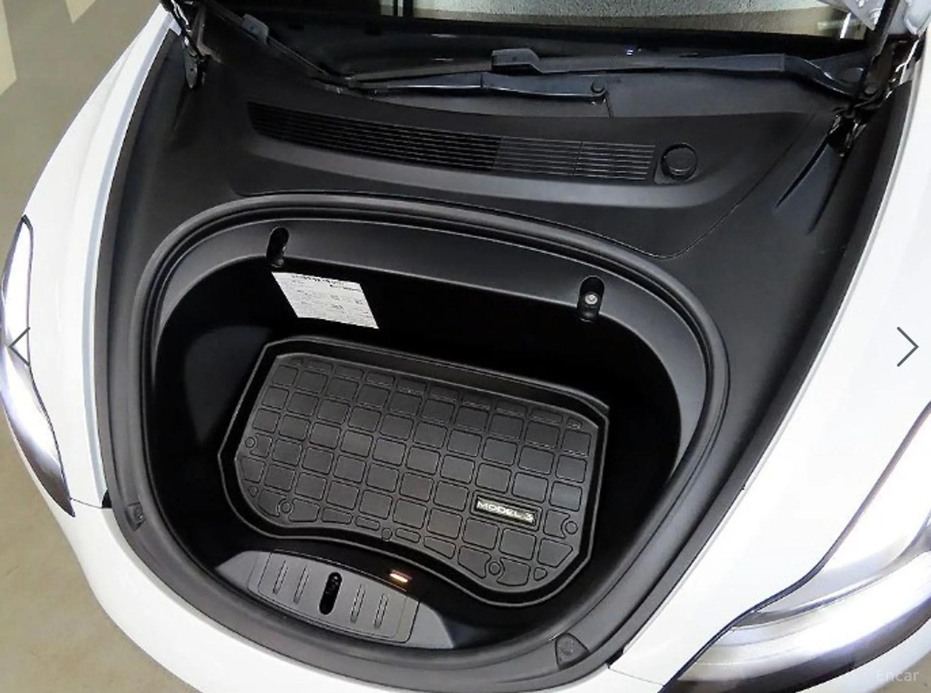 Tesla Model 3 превью 18