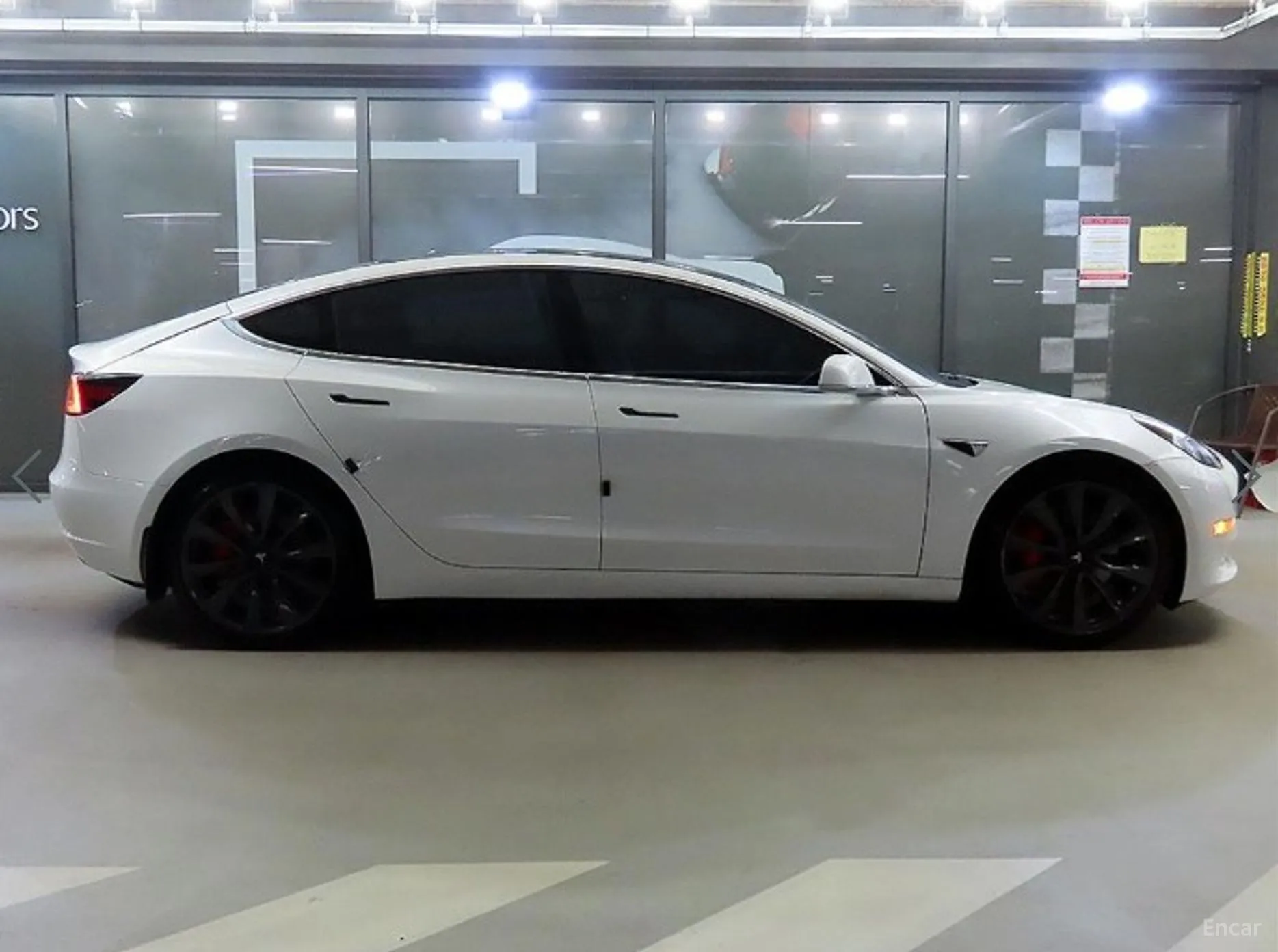 Tesla Model 3 превью 3