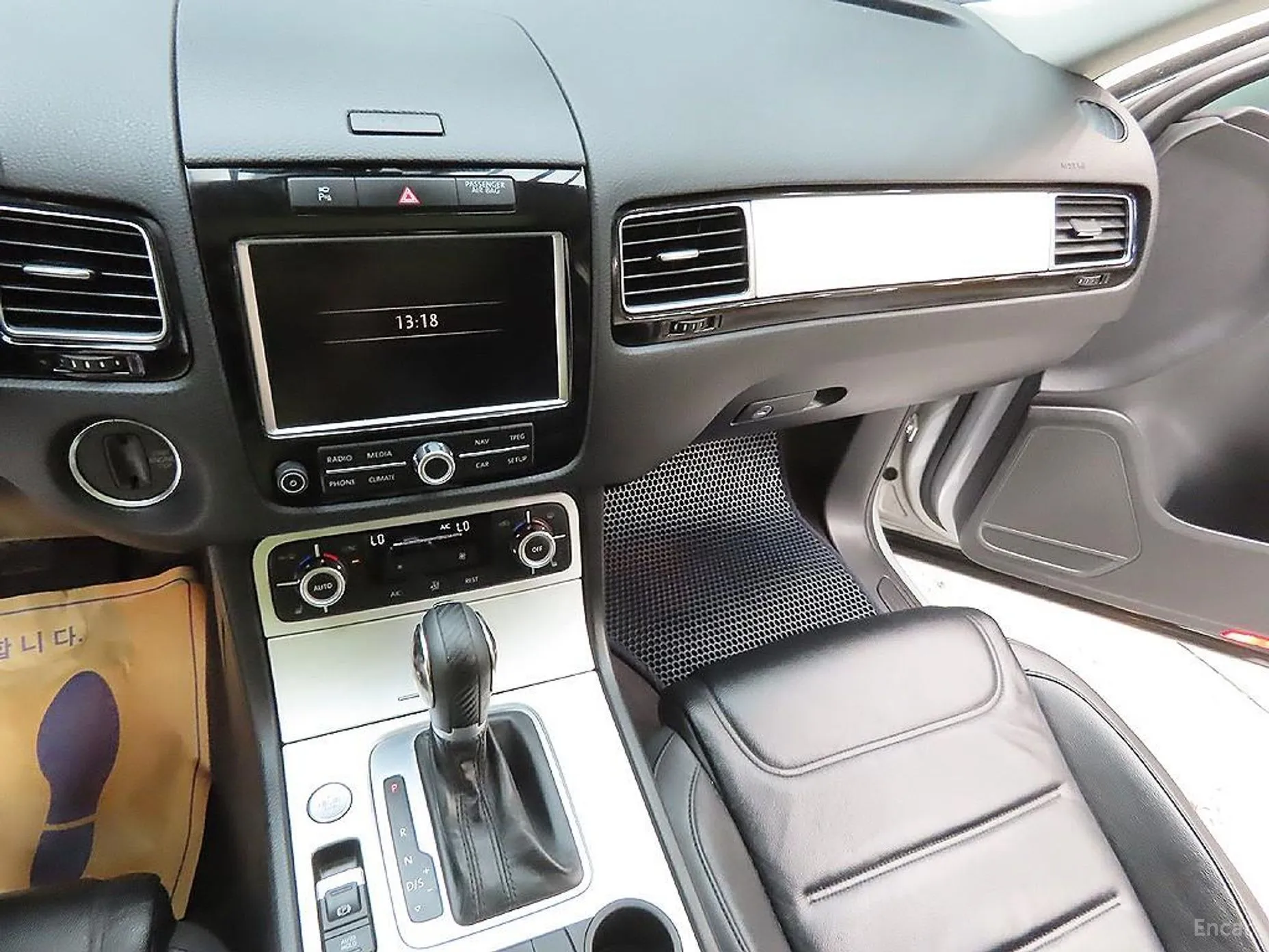 Volkswagen New Touareg превью 7