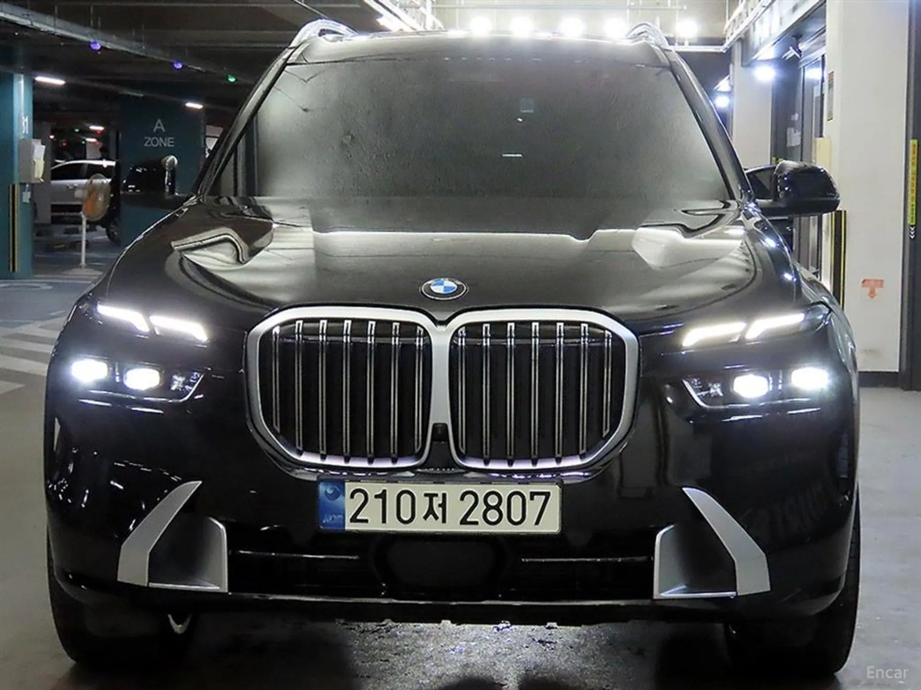 BMW X7 (G07) превью 2