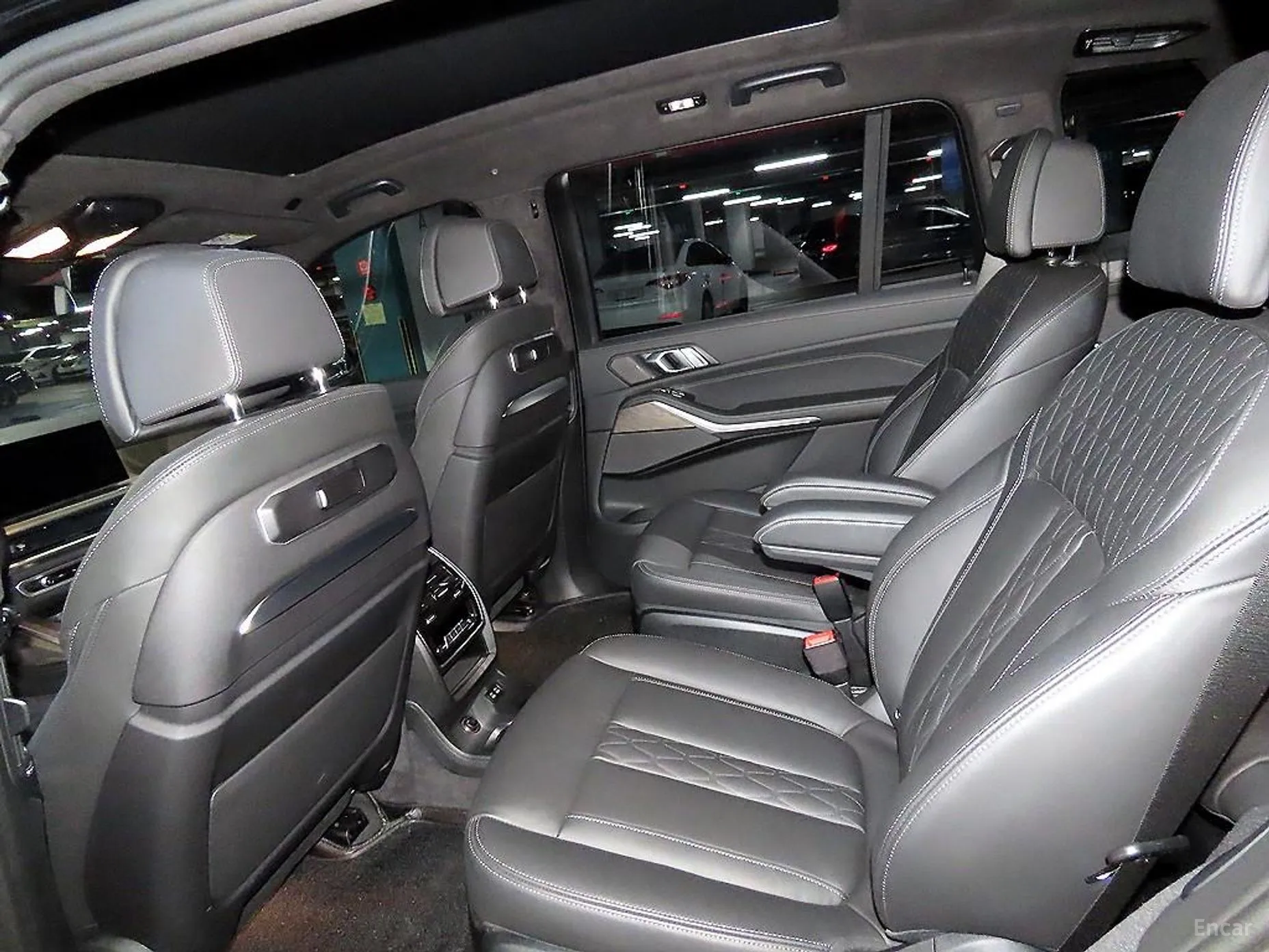 BMW X7 (G07) превью 7