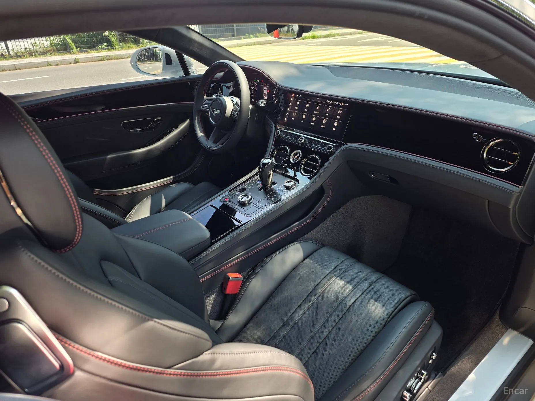 Bentley Continental GT 4th Generation превью 15