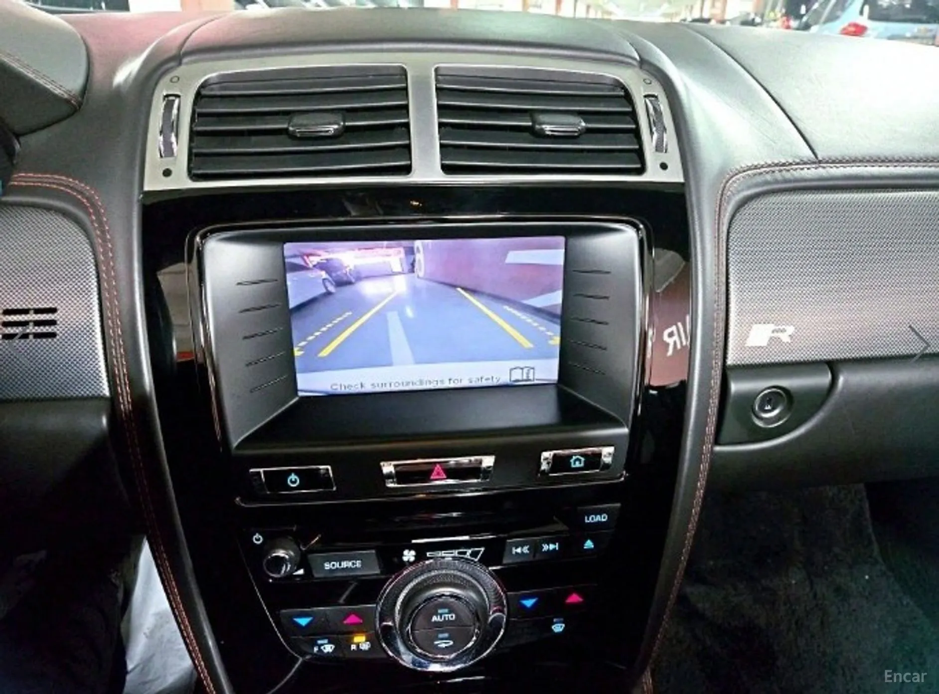 Jaguar XKR превью 13