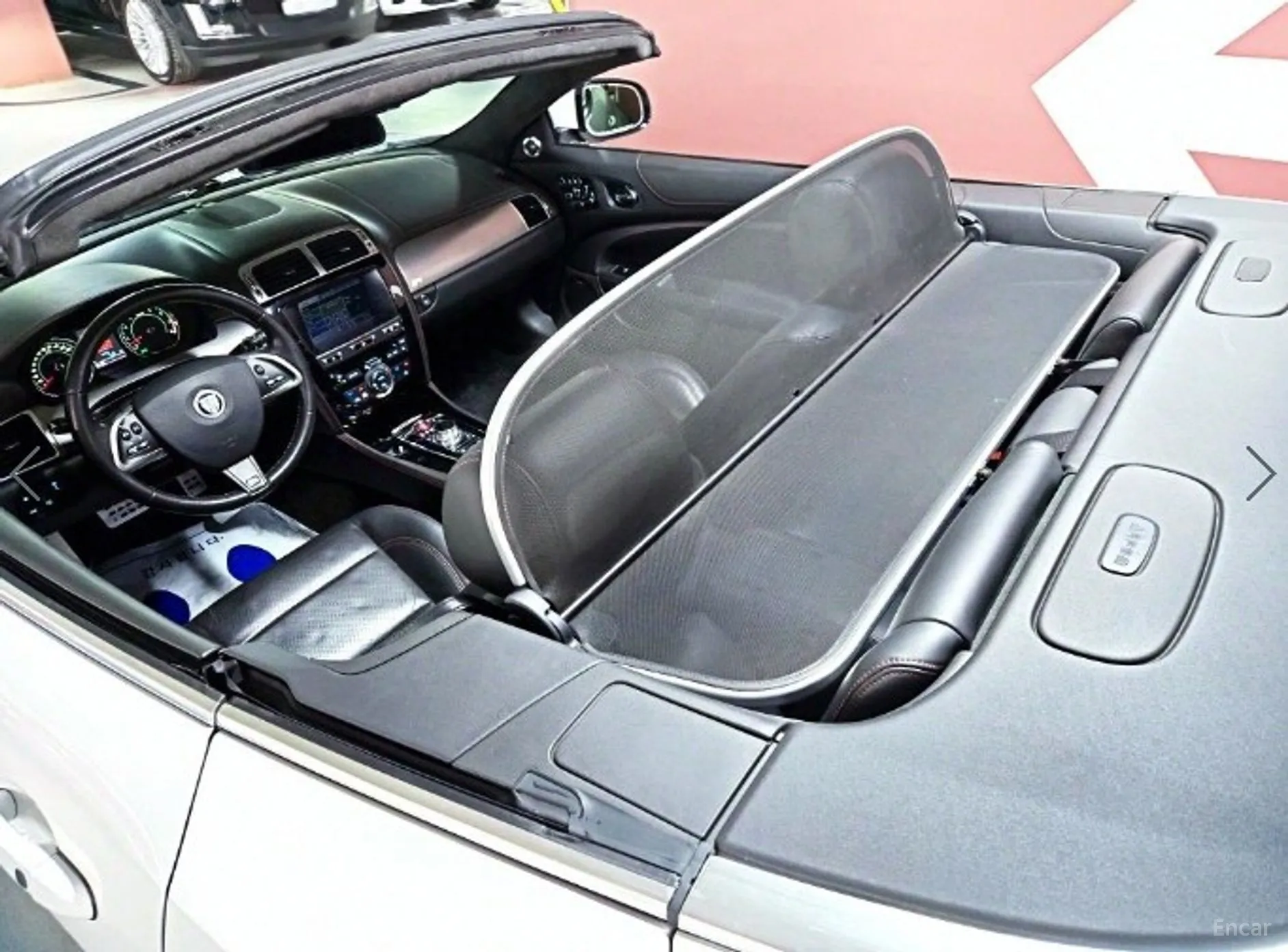 Jaguar XKR превью 15