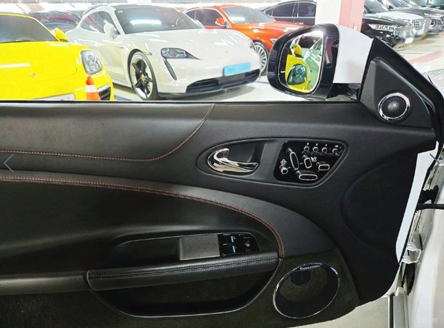 Jaguar XKR превью 19