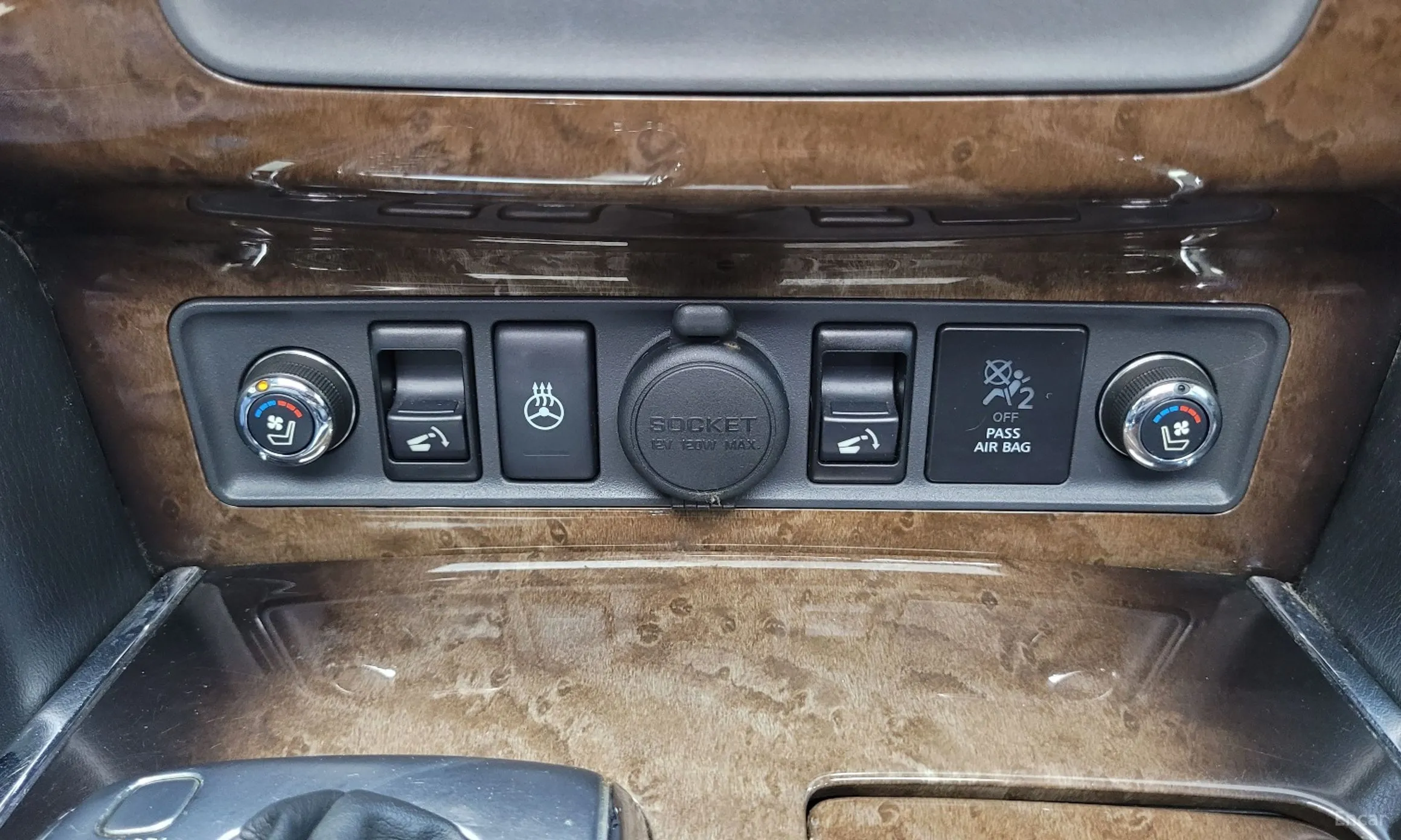 Infiniti QX56 превью 15
