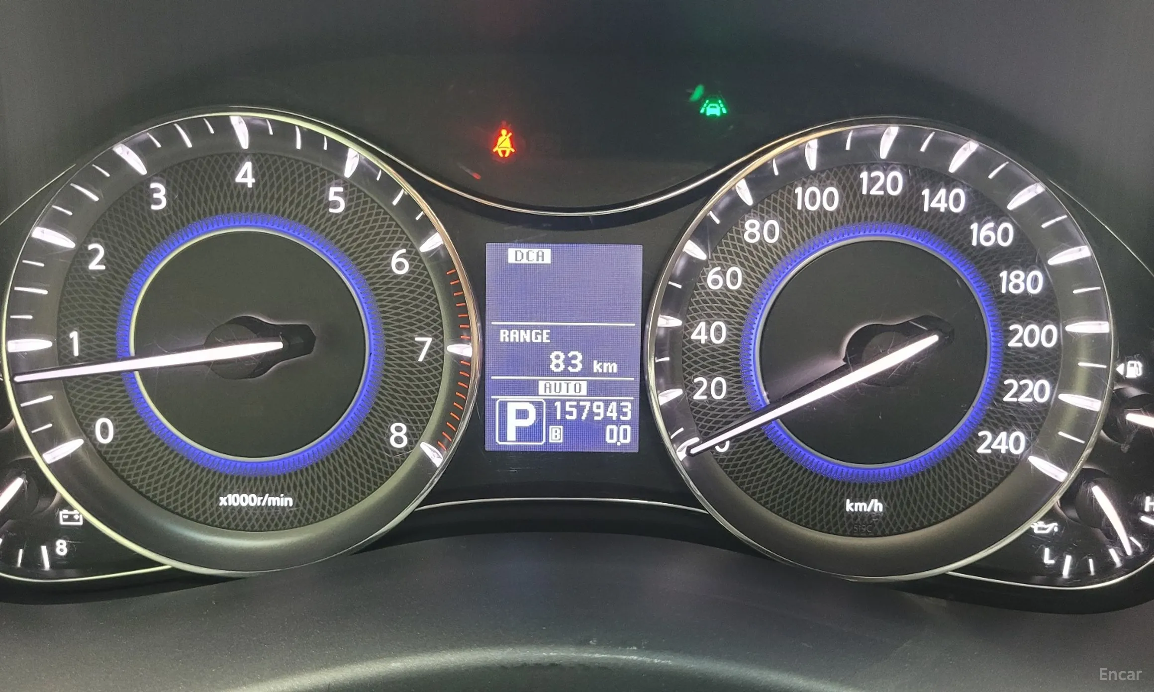 Infiniti QX56 превью 8