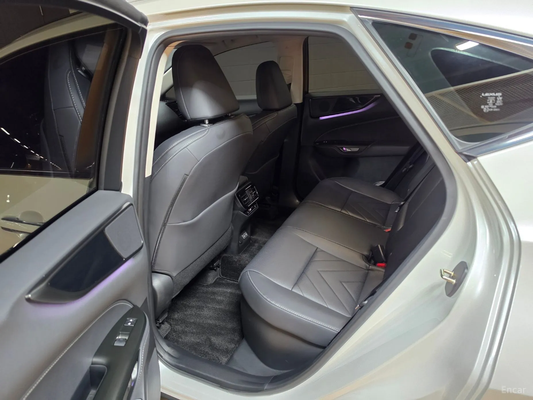 Lexus NX450h + 2nd Gen превью 12