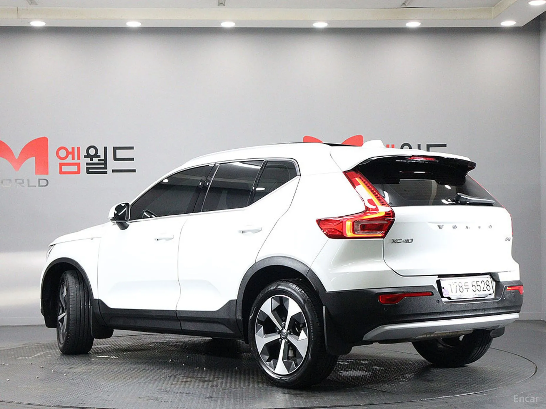 Volvo XC40