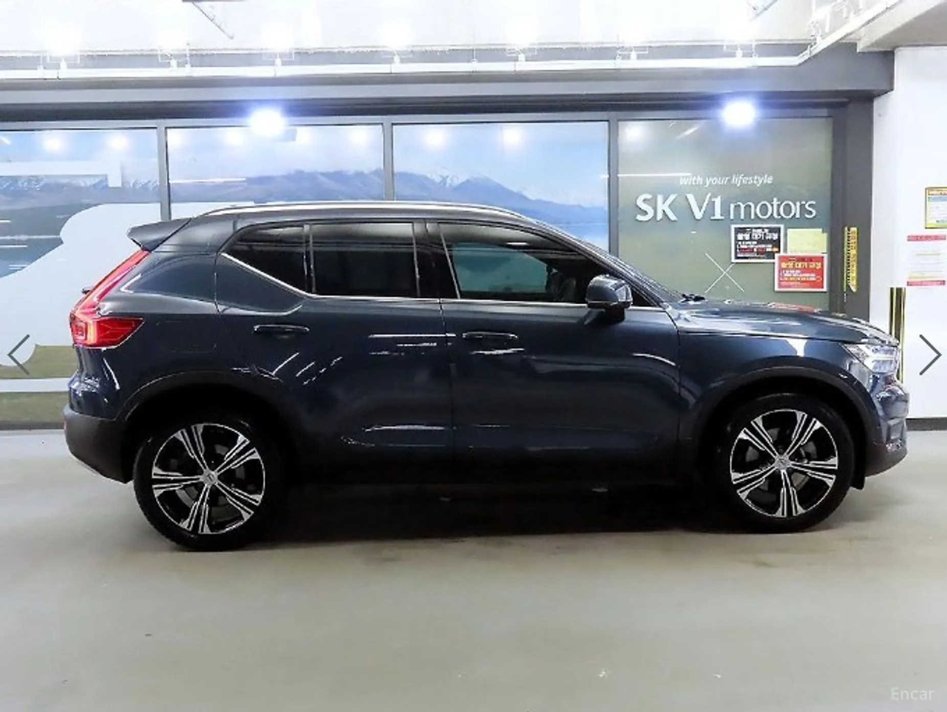 Volvo XC40 превью 3