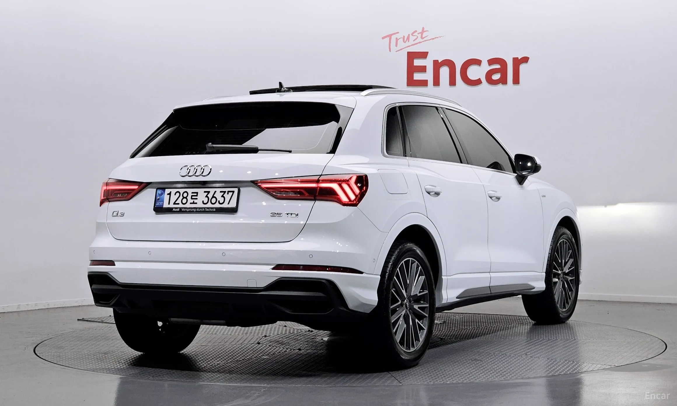 Audi Q3 (F3) превью 2