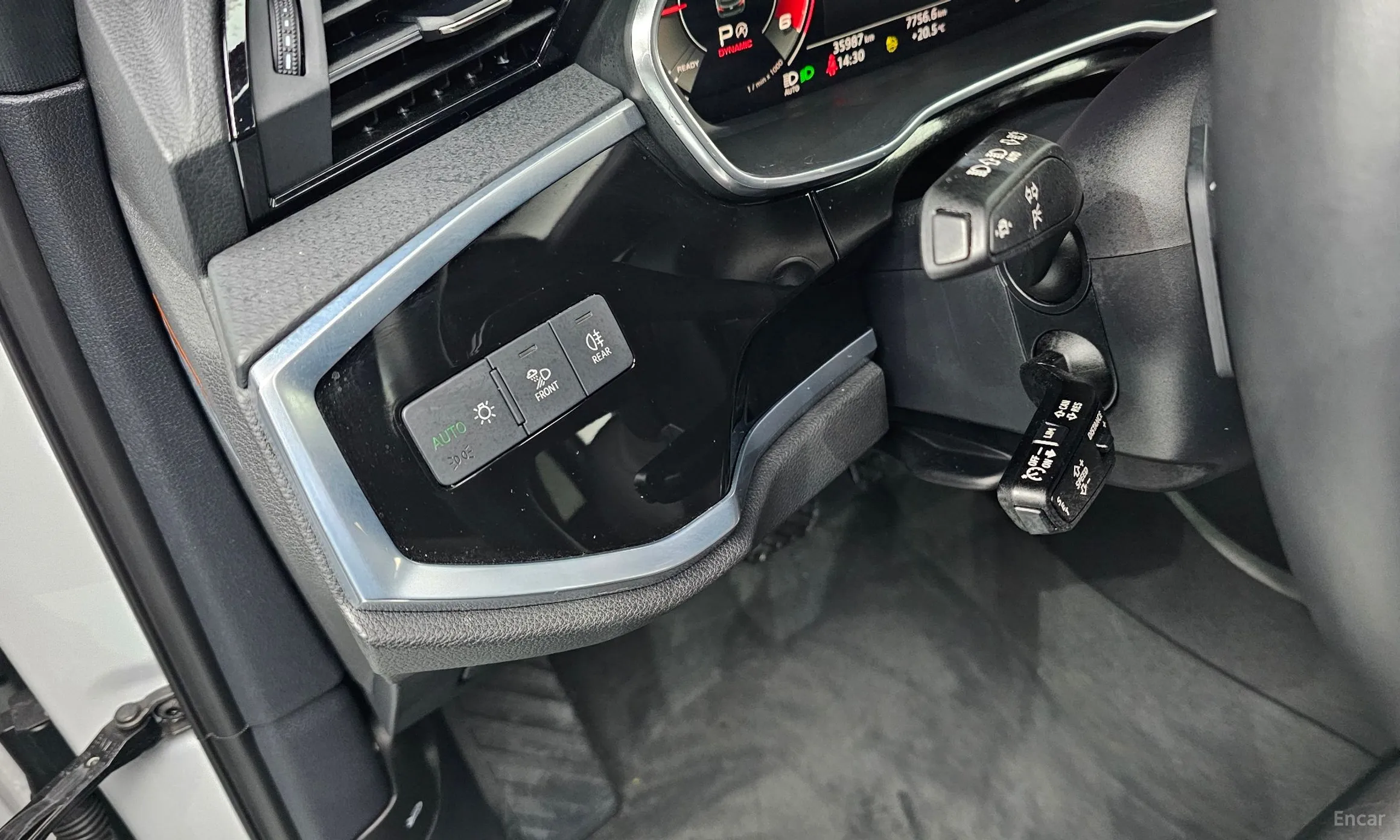 Audi Q3 (F3) превью 17