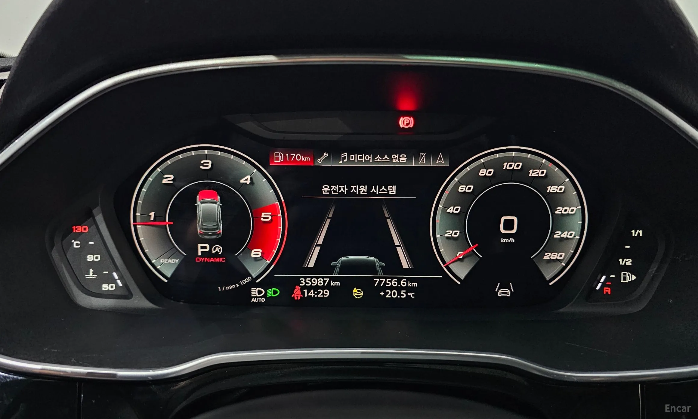 Audi Q3 (F3) превью 8