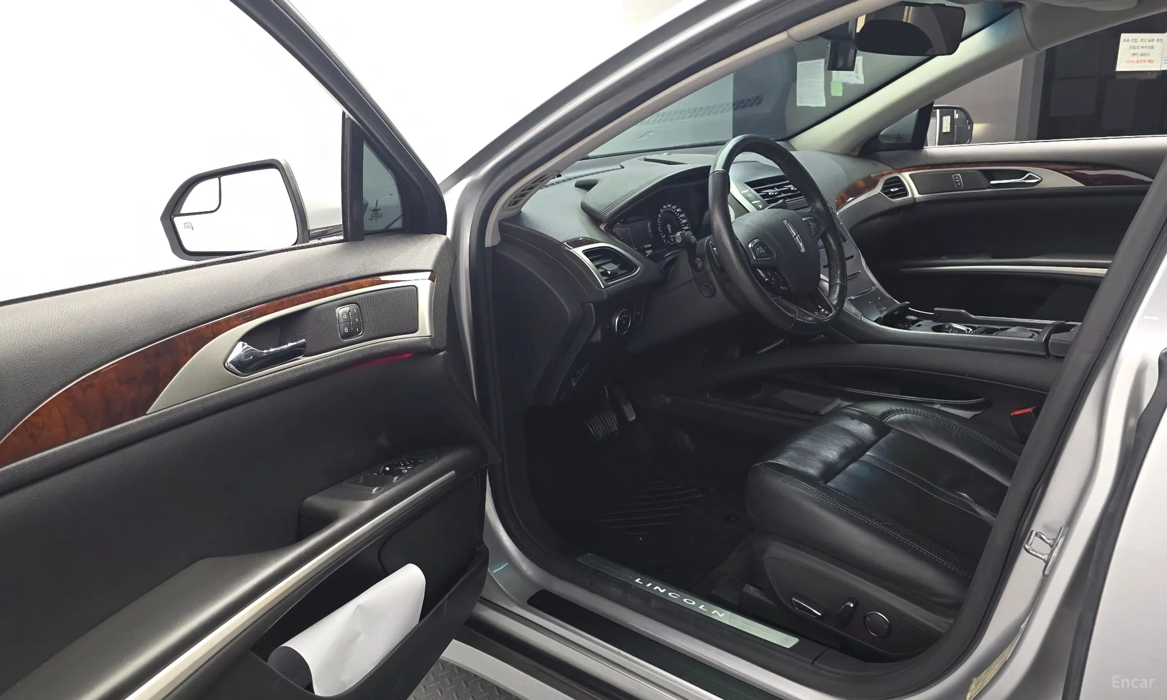 Lincoln New MKZ превью 10