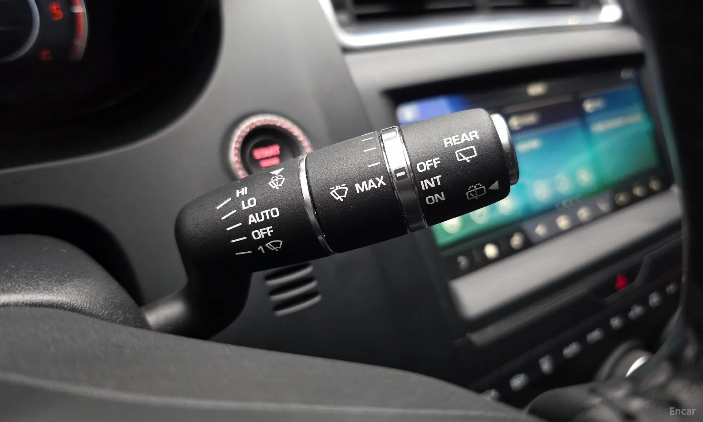 Jaguar E-PACE превью 16
