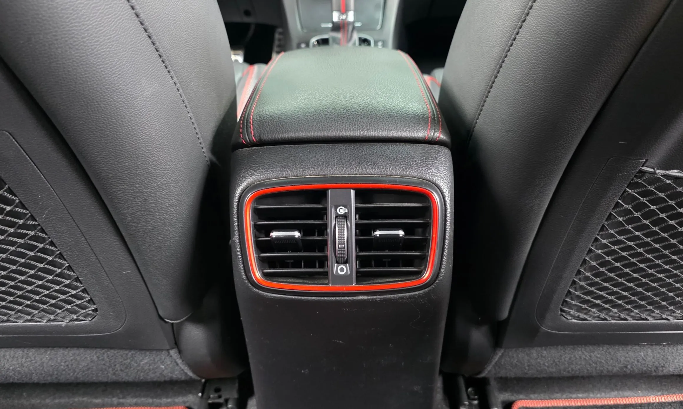 Hyundai i30 (PD) превью 18